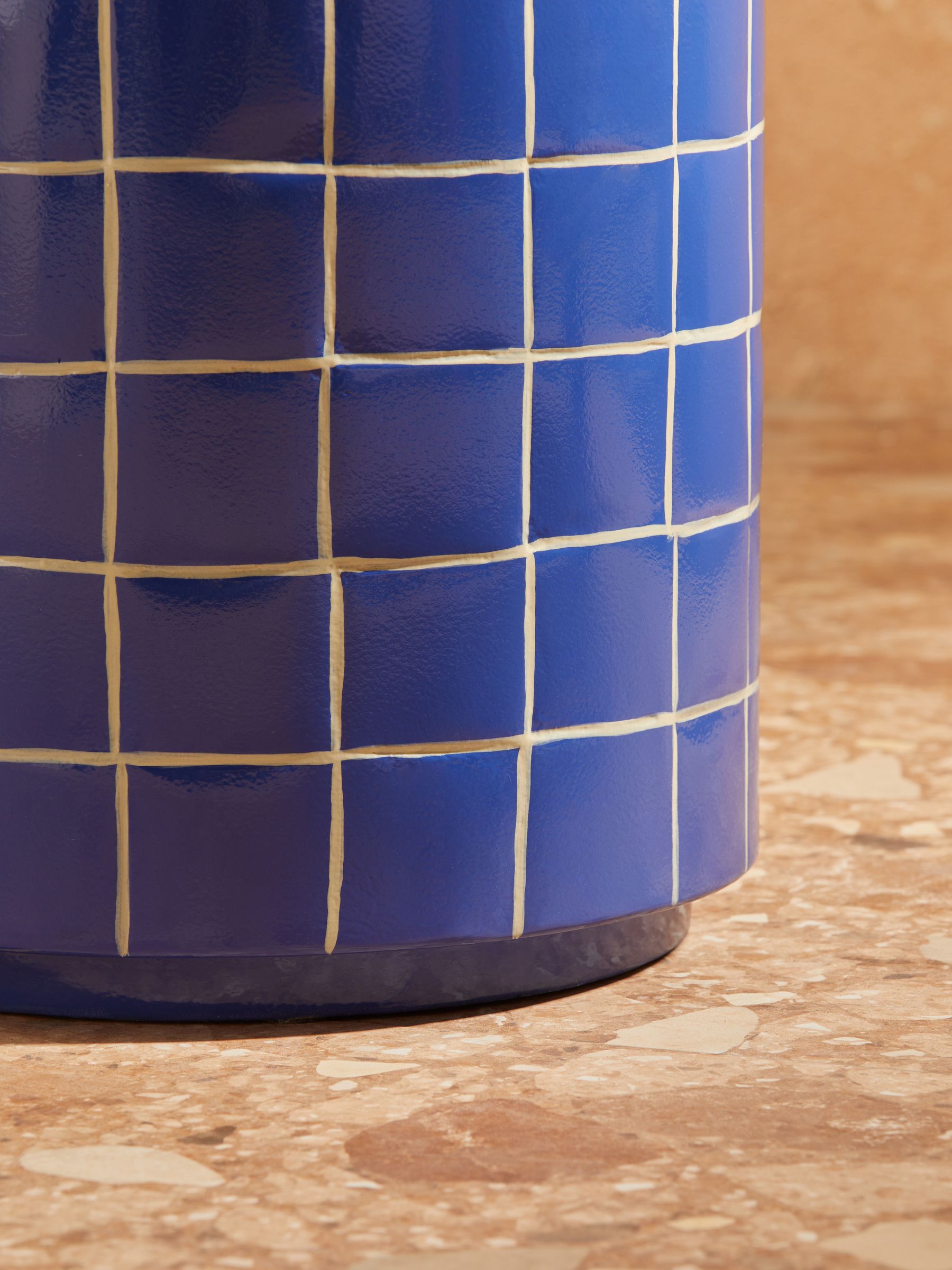 Logan Indoor/Outdoor Side Table in Blue White Check - Image 4 of 5