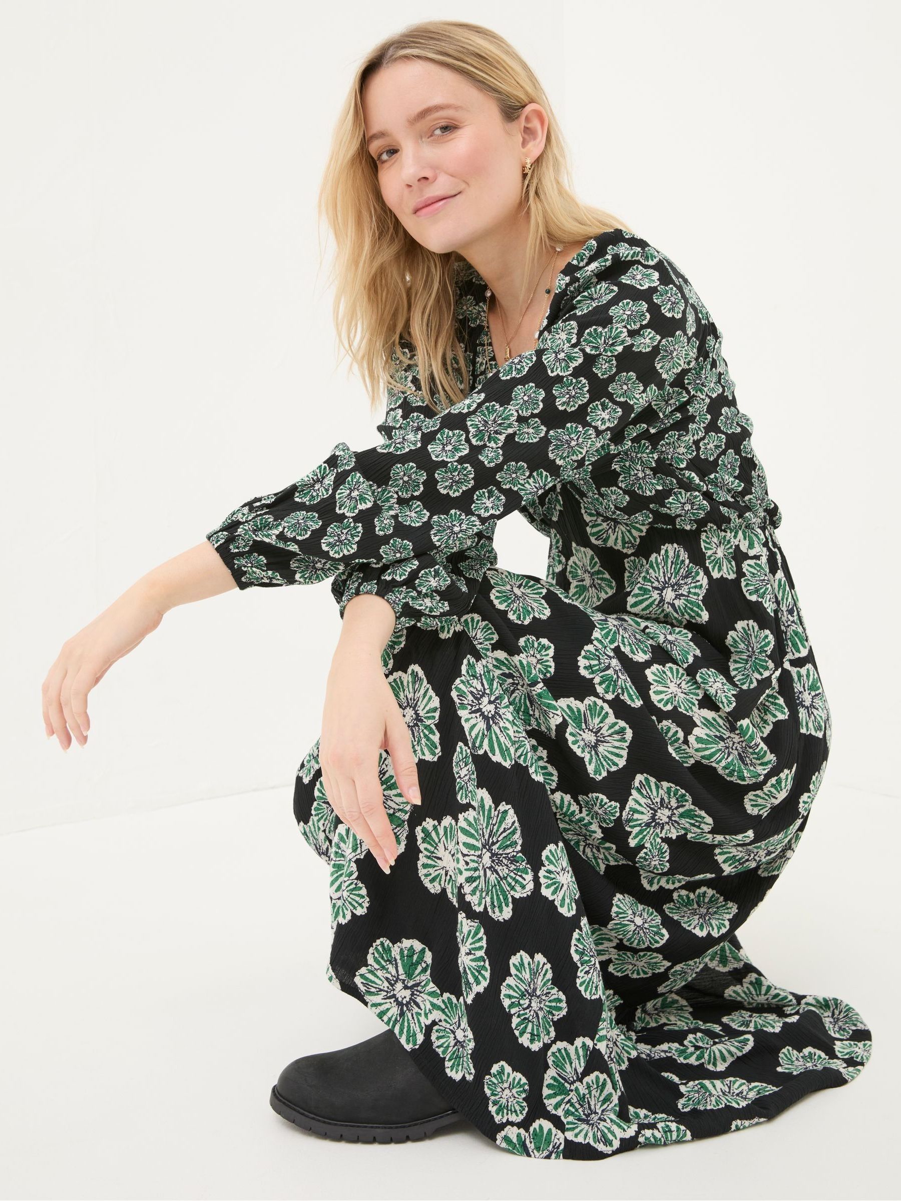 Noelle Black Spaced Floral Midi Dress - Image 3 of 6