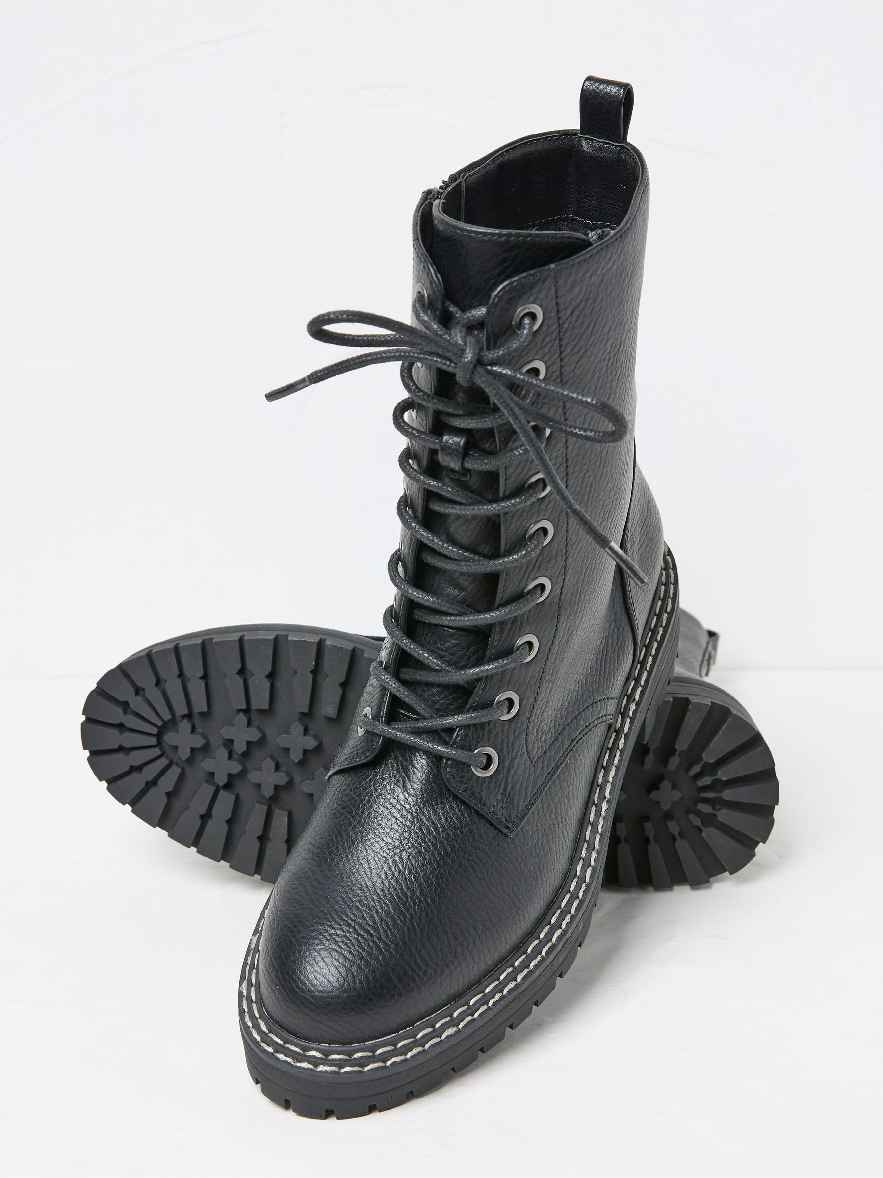 Violet Black Chunky PU Boots - Image 2 of 3