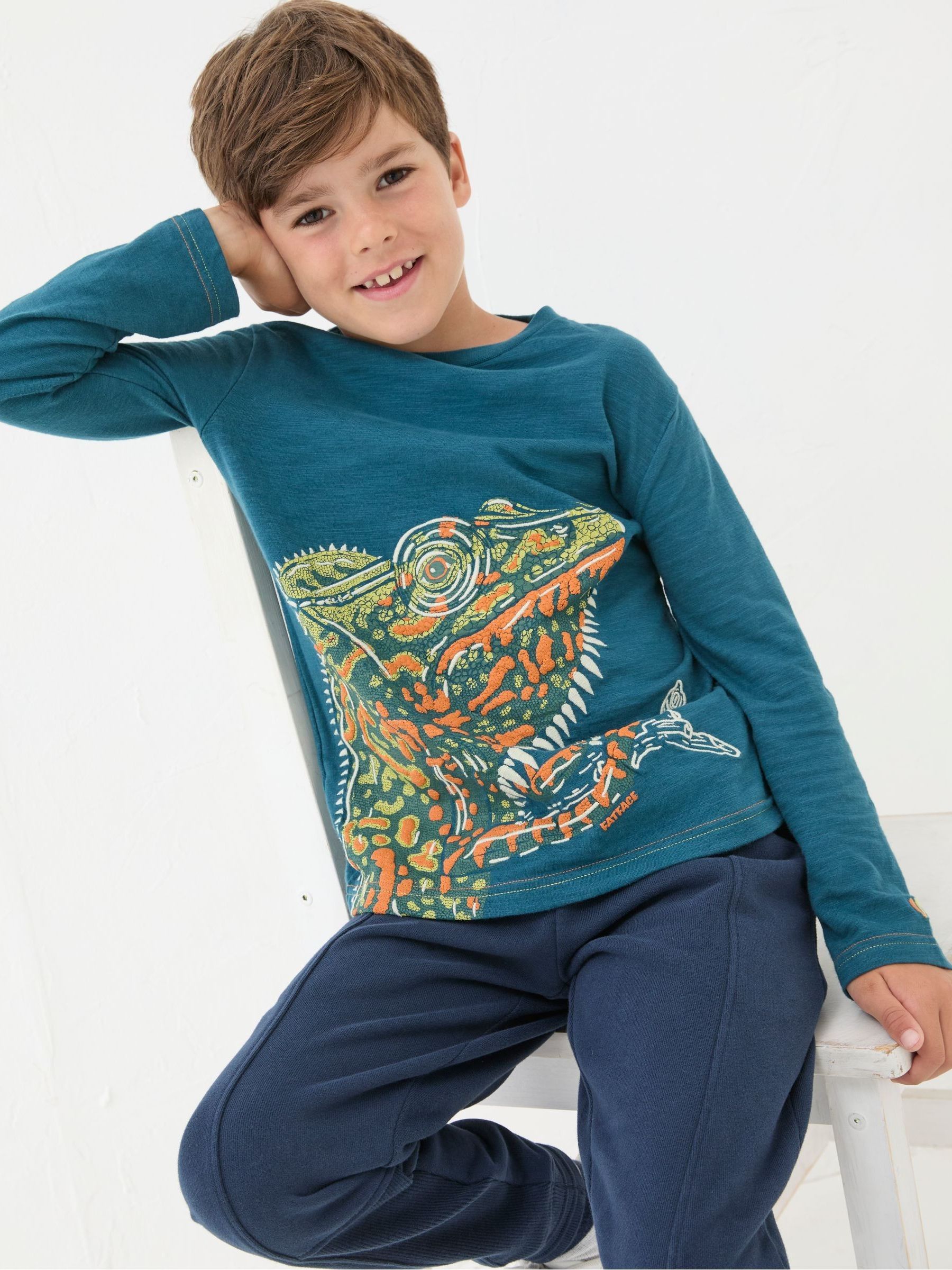 Blue Chameleon Graphic T-Shirt - Image 3 of 4