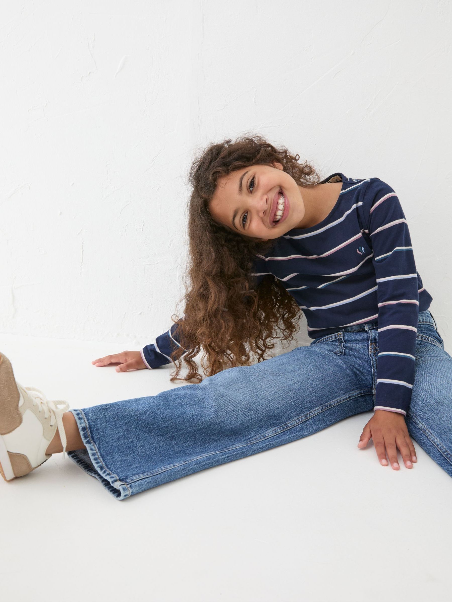 Mid Wash Wide Leg Denim Jeans - Image 3 of 5