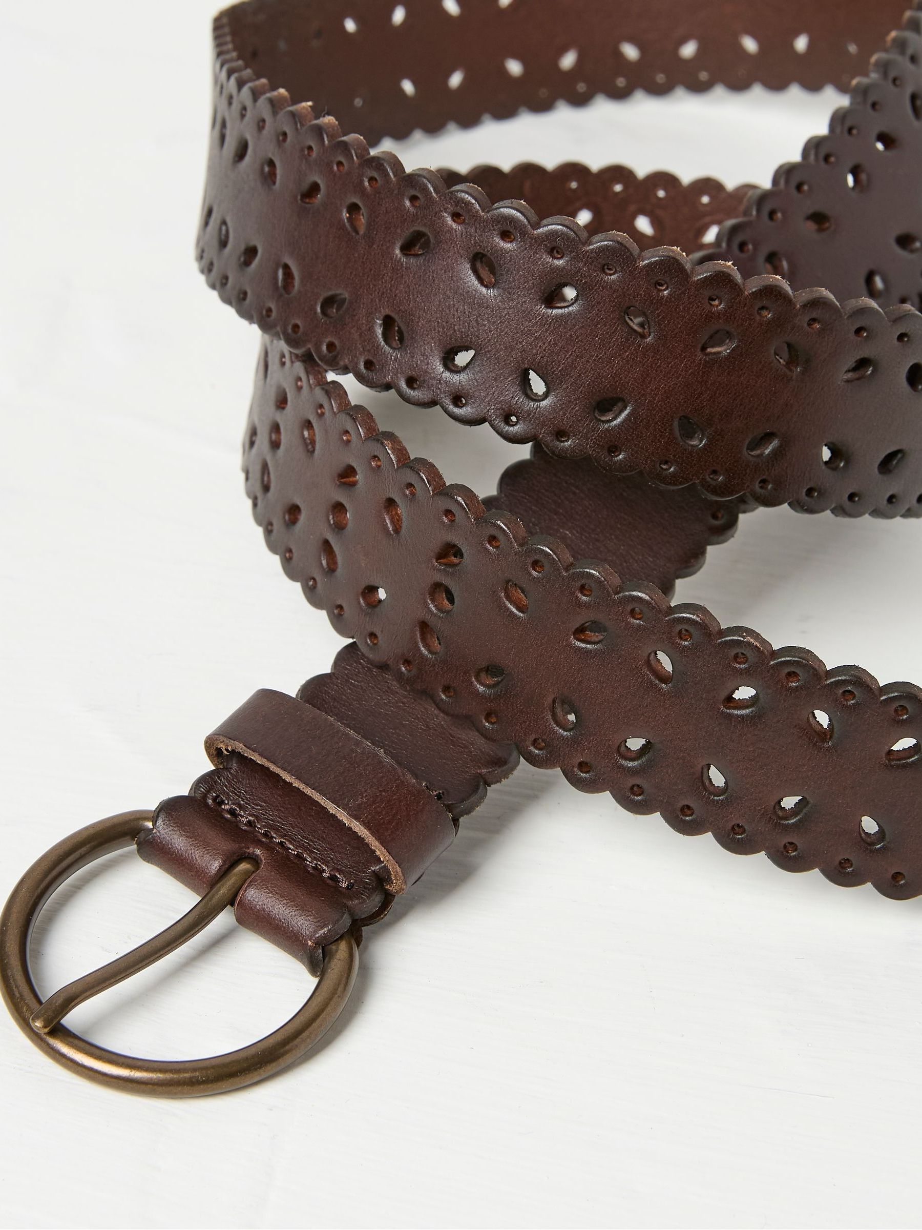Brown Scalloped Jean Belt - Image 2 of 2 Brown Scalloped Jean Belt - Image 2 of 2