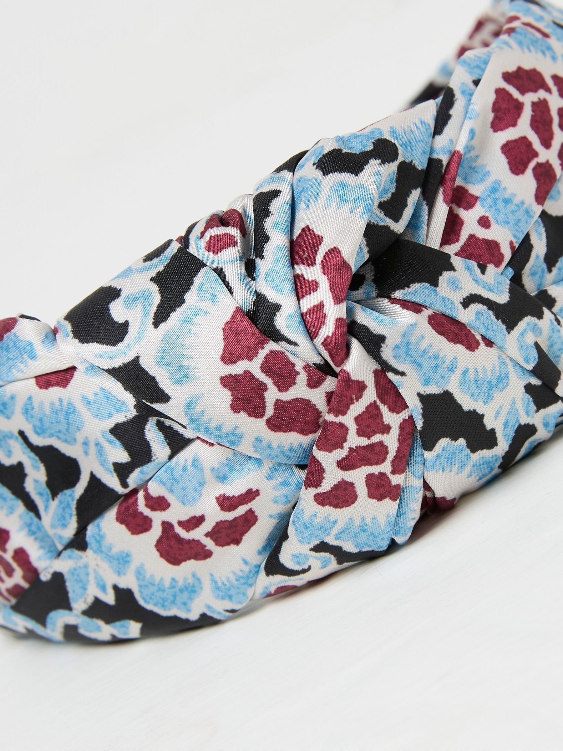 Black Wild Floral Headband - Image 2 of 2