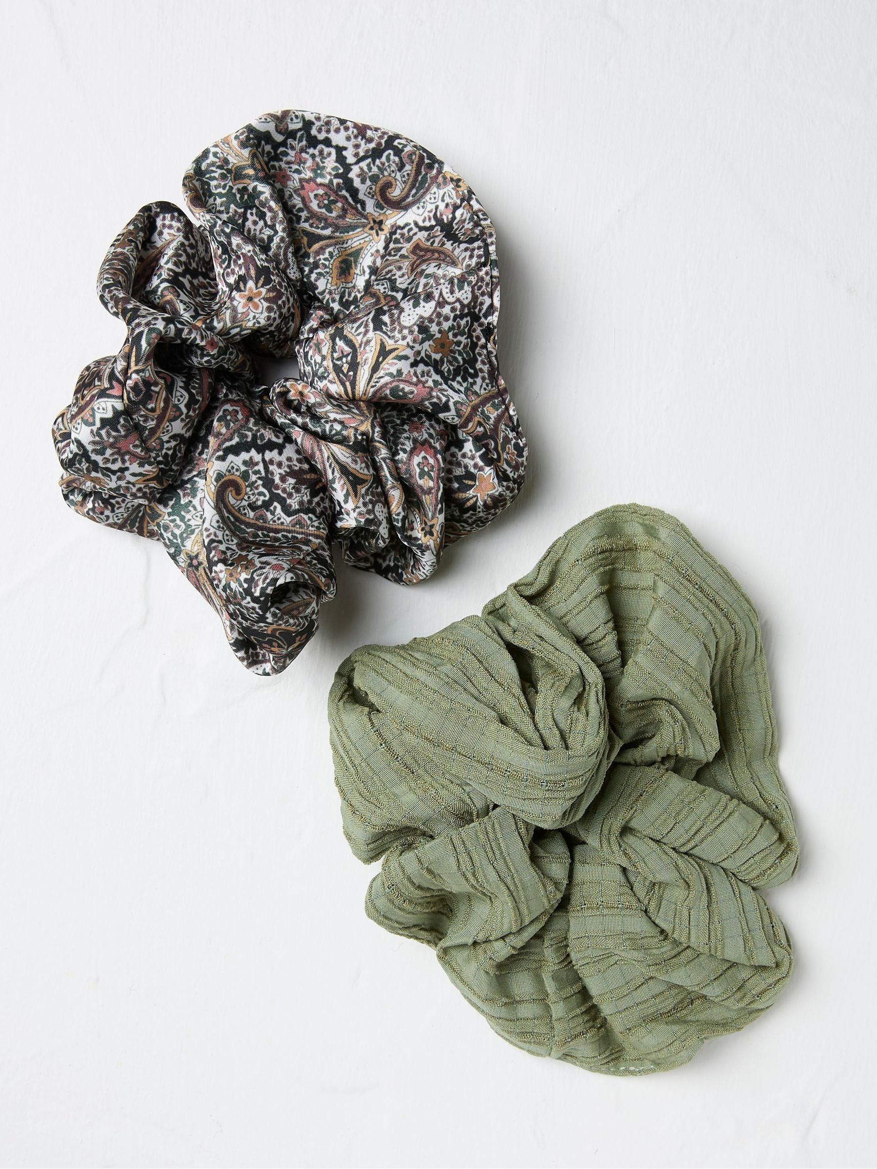 Green 2 Pack Paisley Scrunchies - Image 1 of 2