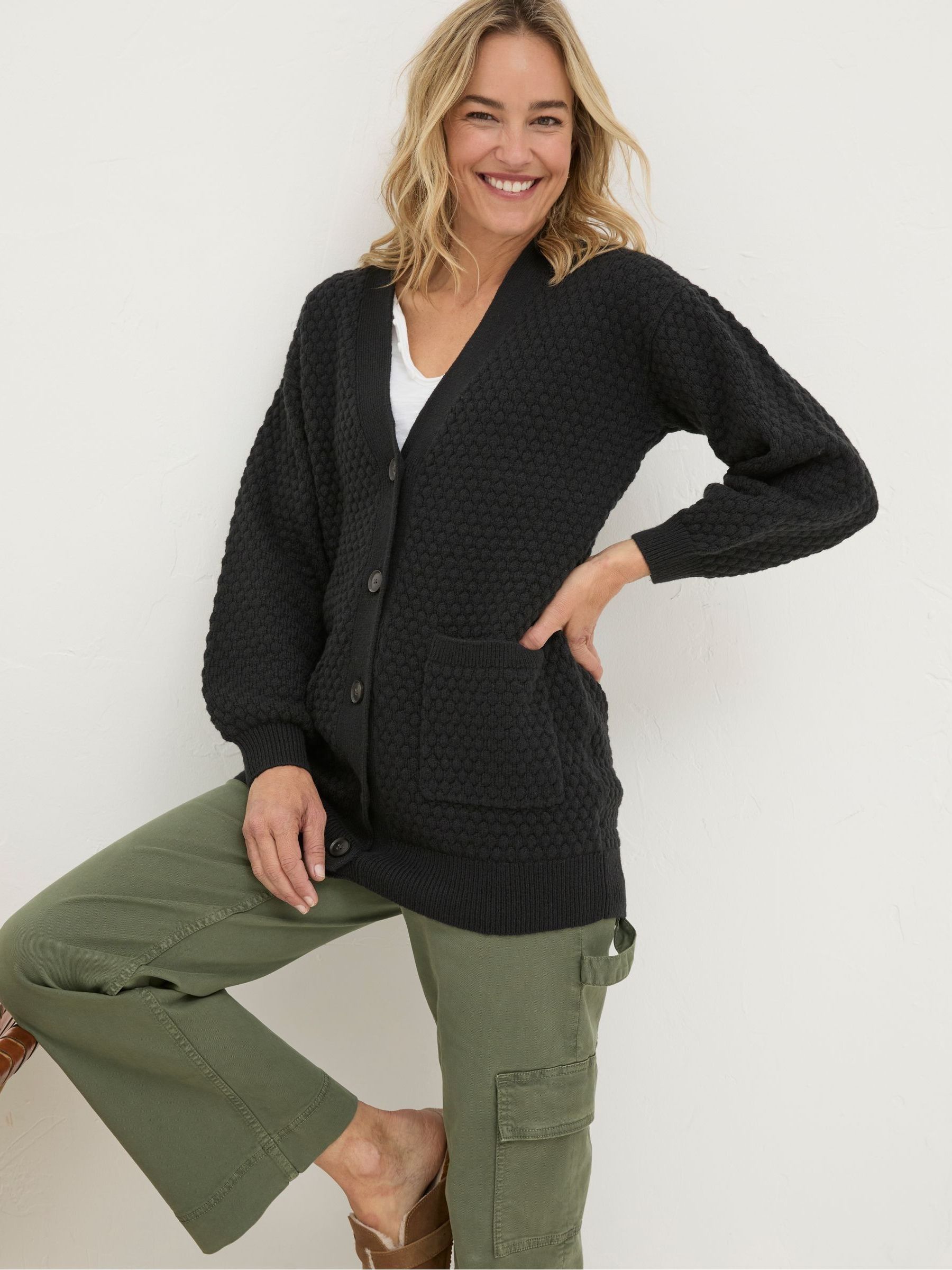 Ali Black V-Neck Cardigan - Image 3 of 5
