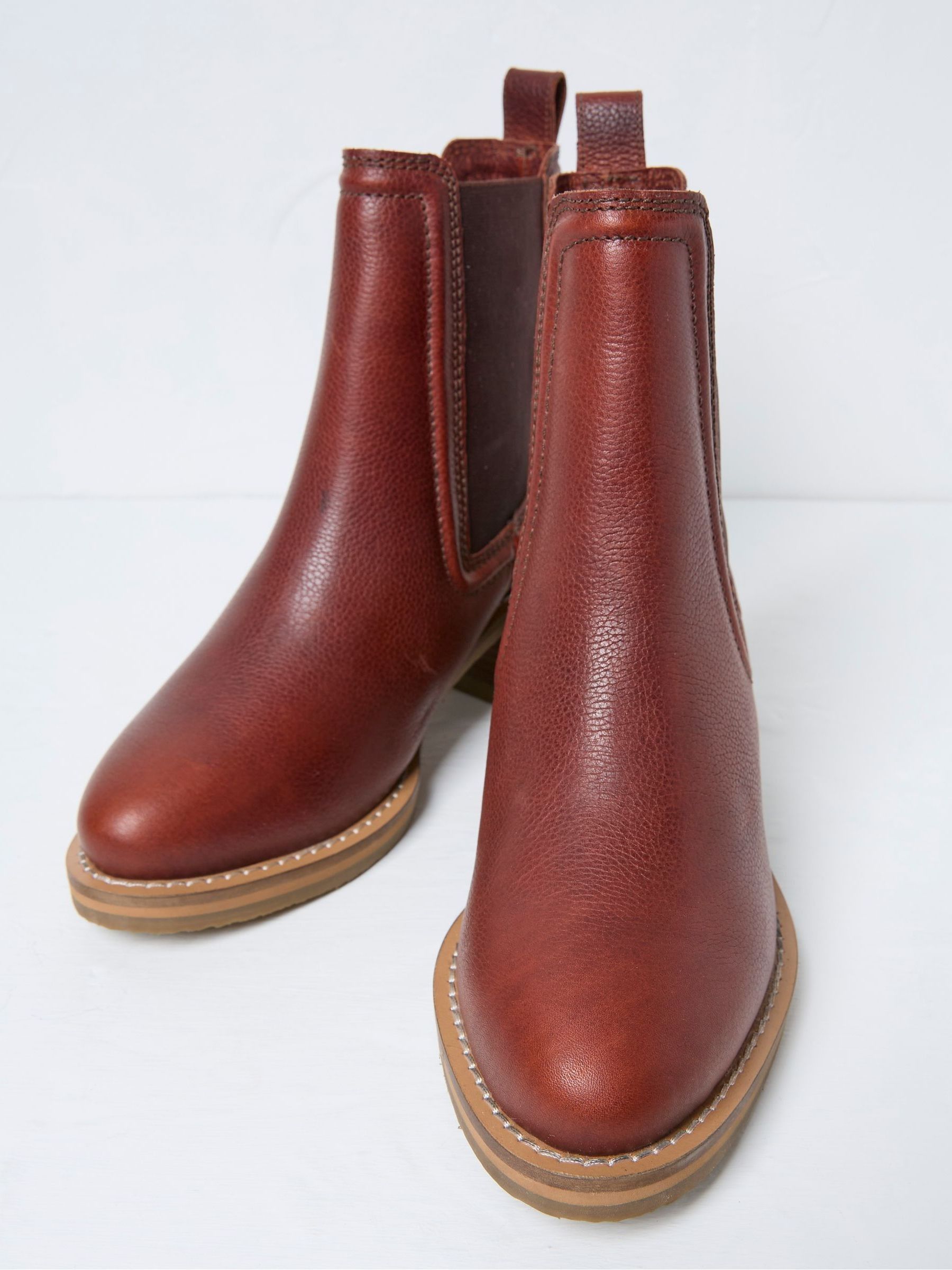 Orla Red Chelsea Boots - Image 2 of 3