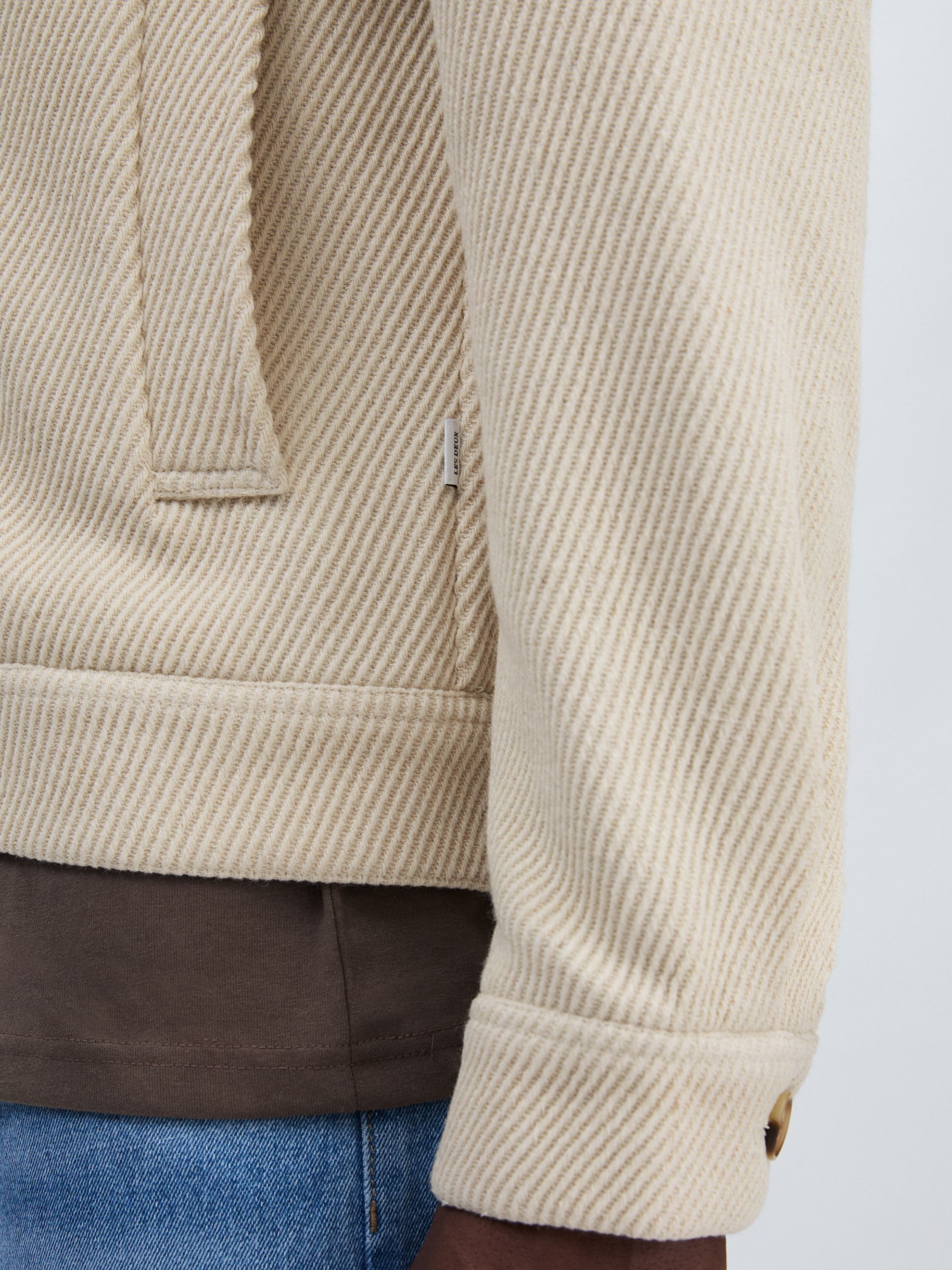 سترة مع صوف بلون عاجي Hybrid من Les Deux - صورة 6 من 7