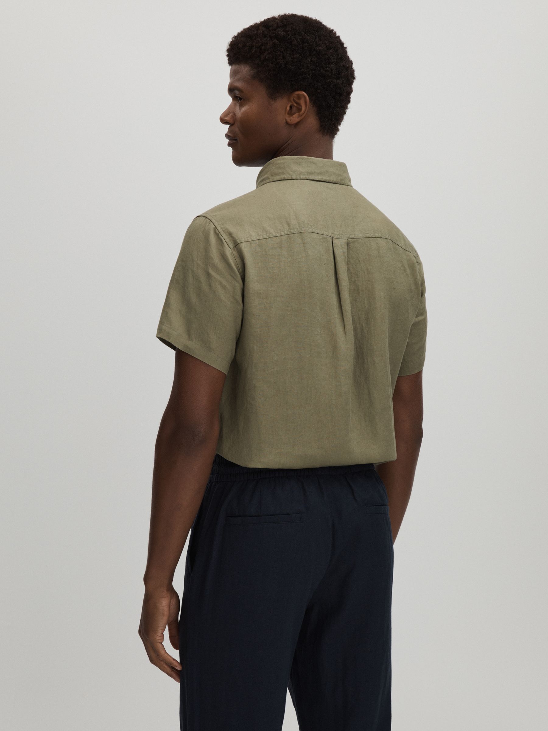 Les Deux Linen Oxford Shirt in Light Green - Image 5 of 6