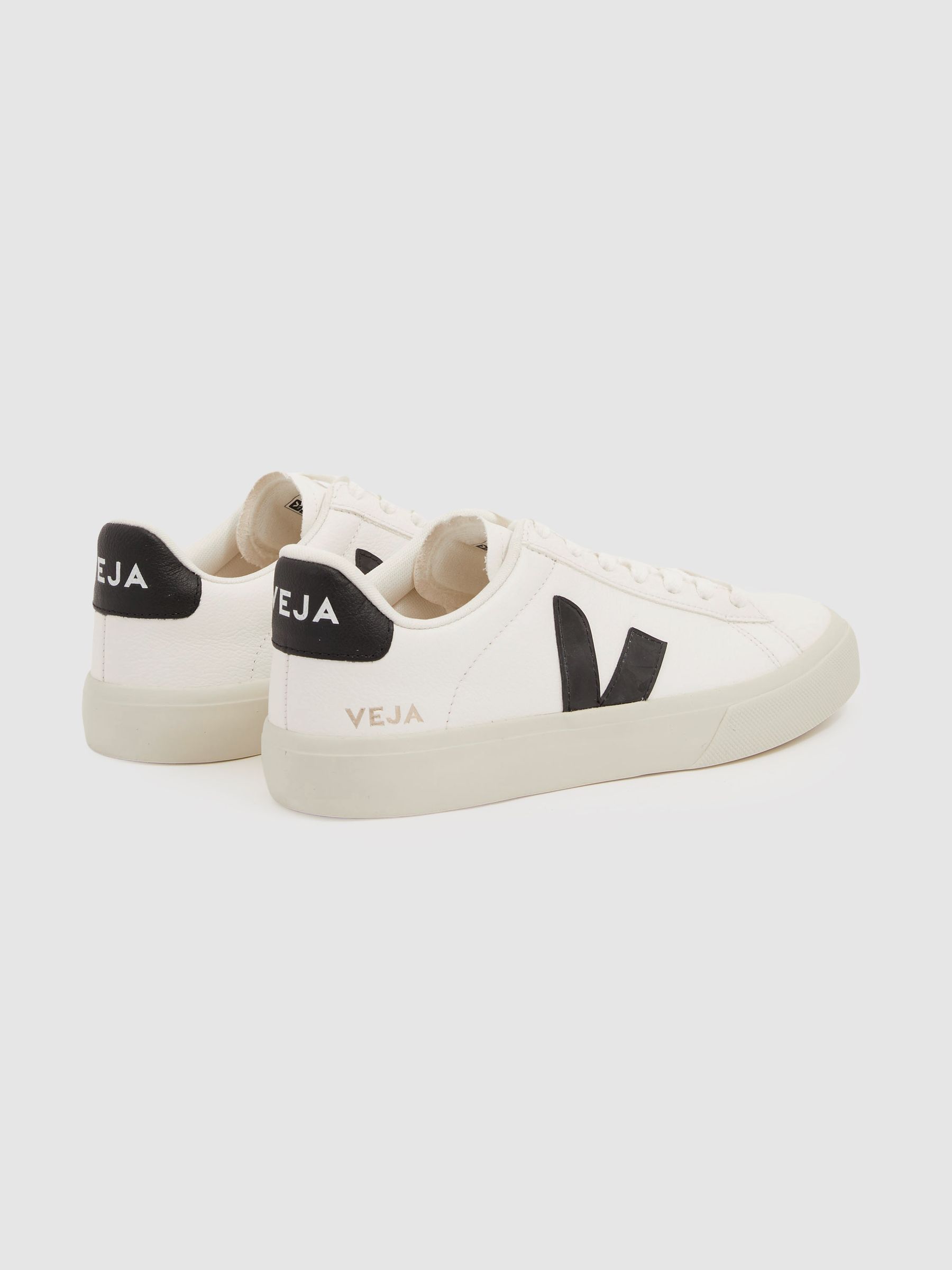 Campo Chrome Free Extra White/Black Veja Leather Contrast Logo Trainers - Image 4 of 4