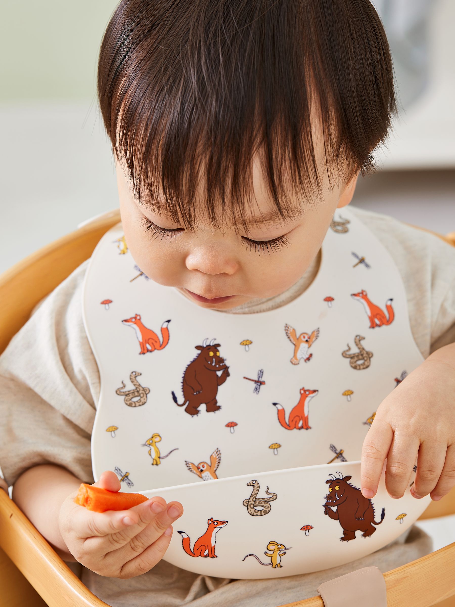 The Gruffalo 2-Pack Silicone Bib Set - Image 8 of 8
