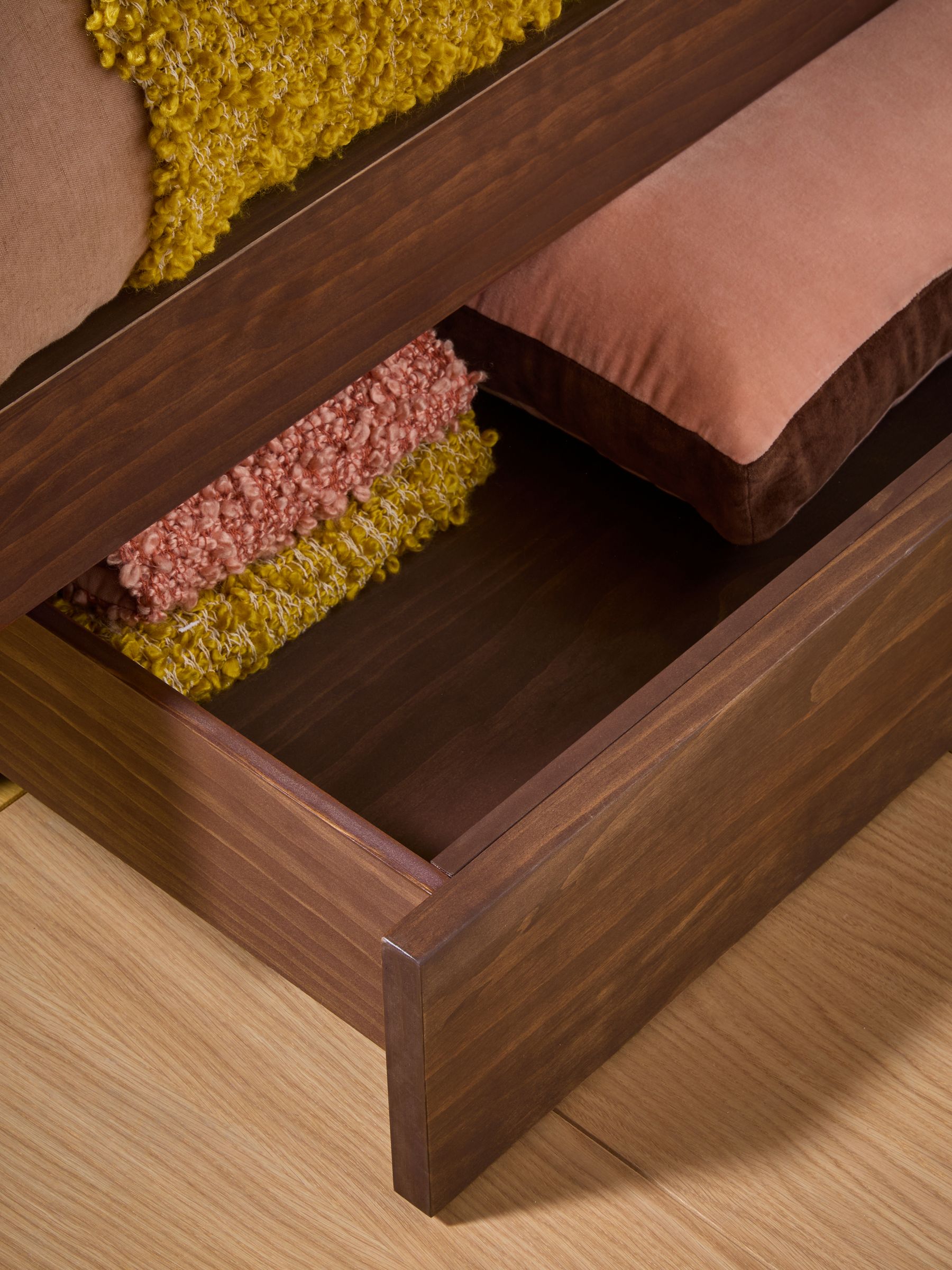 Meiko Platform Bed in Dark Brown - Image 2 of 5