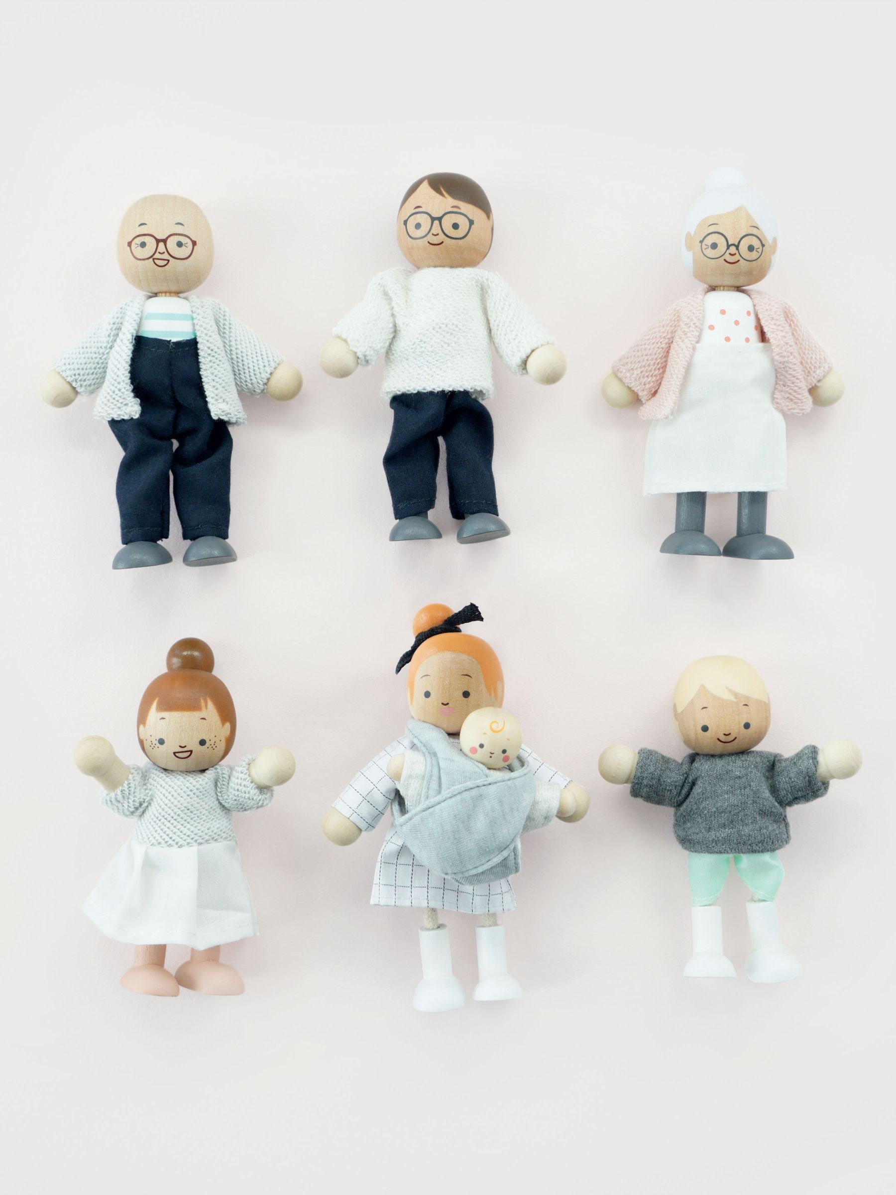 No Colour Dolls House Family - Image 2 of 6