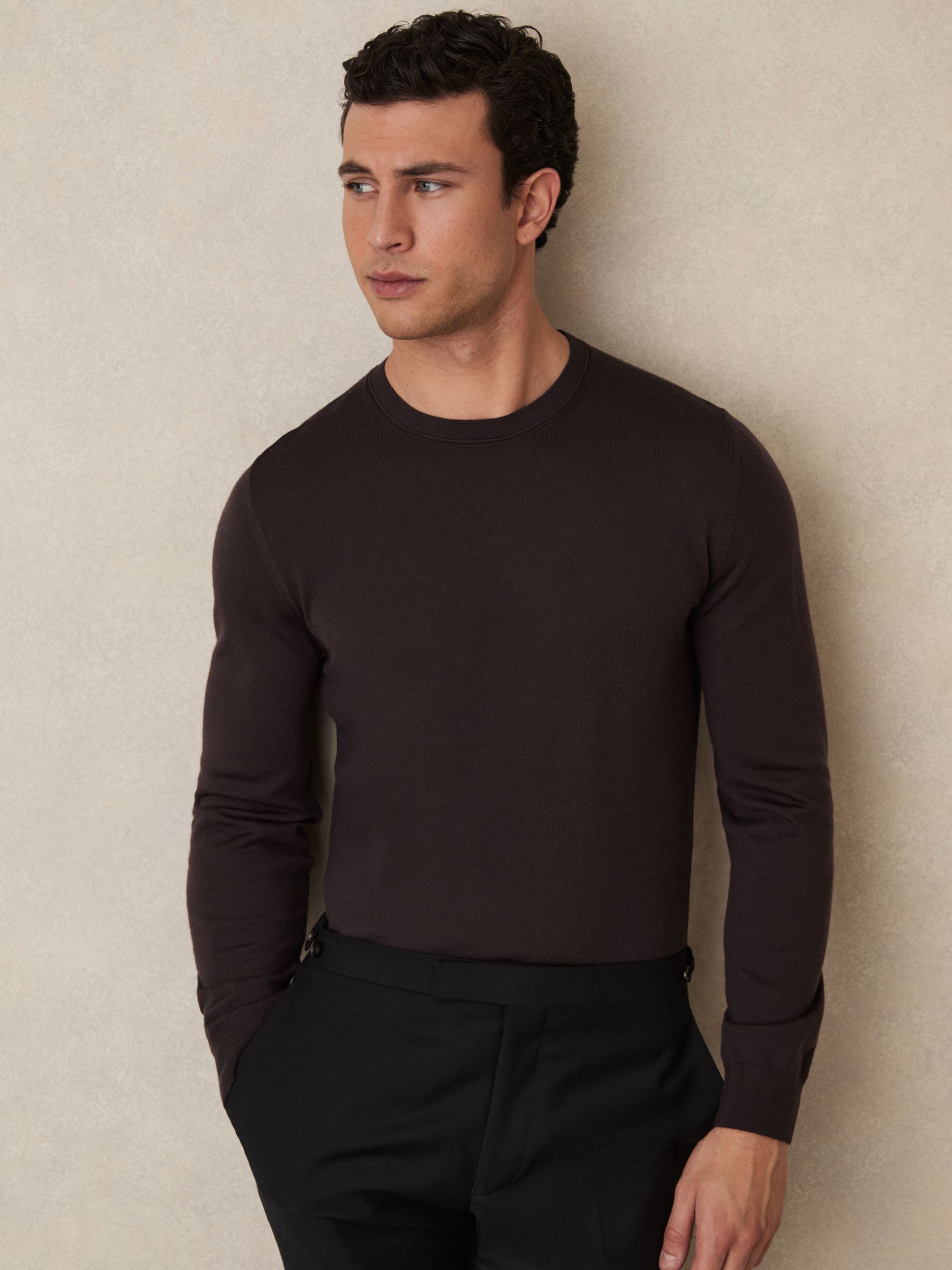 Merino Wool Crew Neck Jumper in Dark Bordeaux - Image 3 of 6