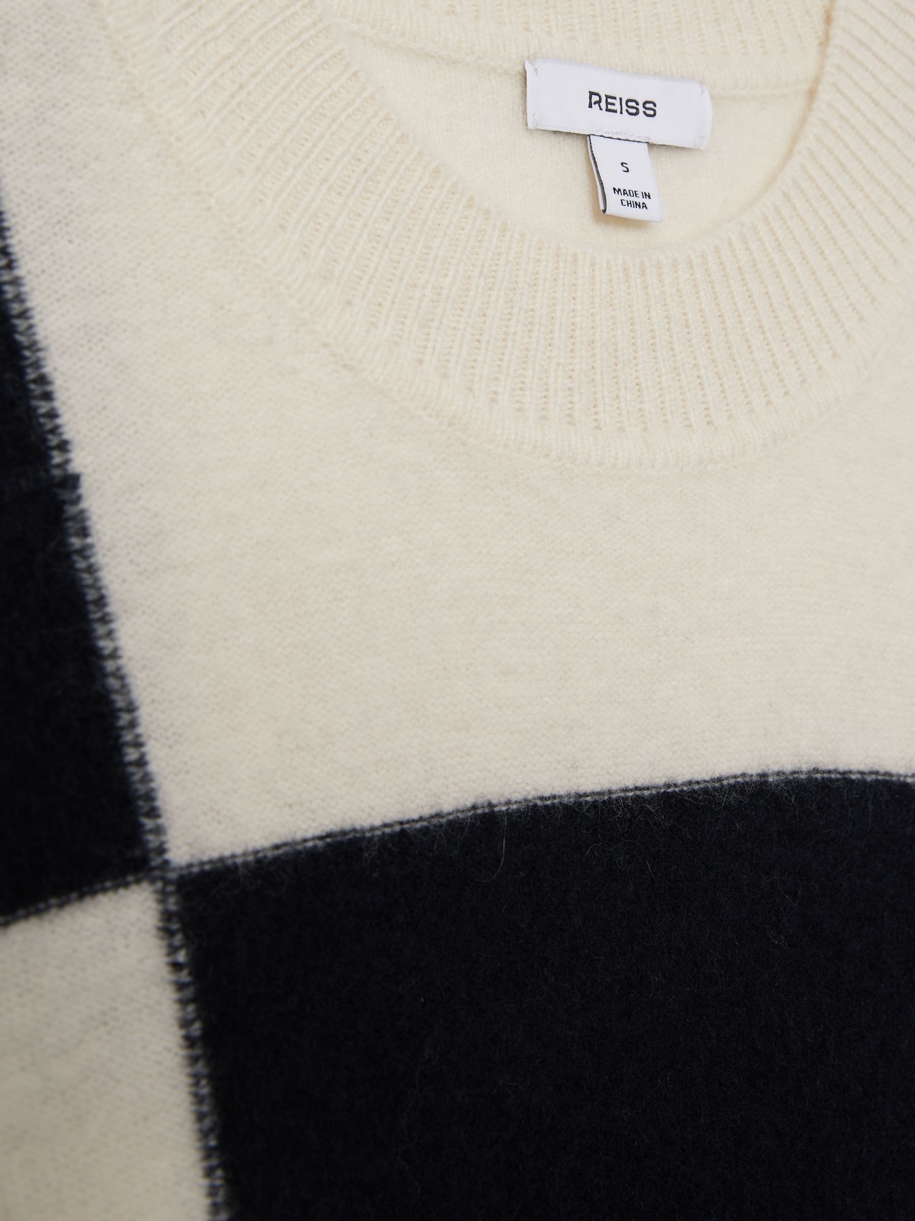 Wool-Cashmere Check-Intarsia Jumper in Black/White - Image 6 of 6