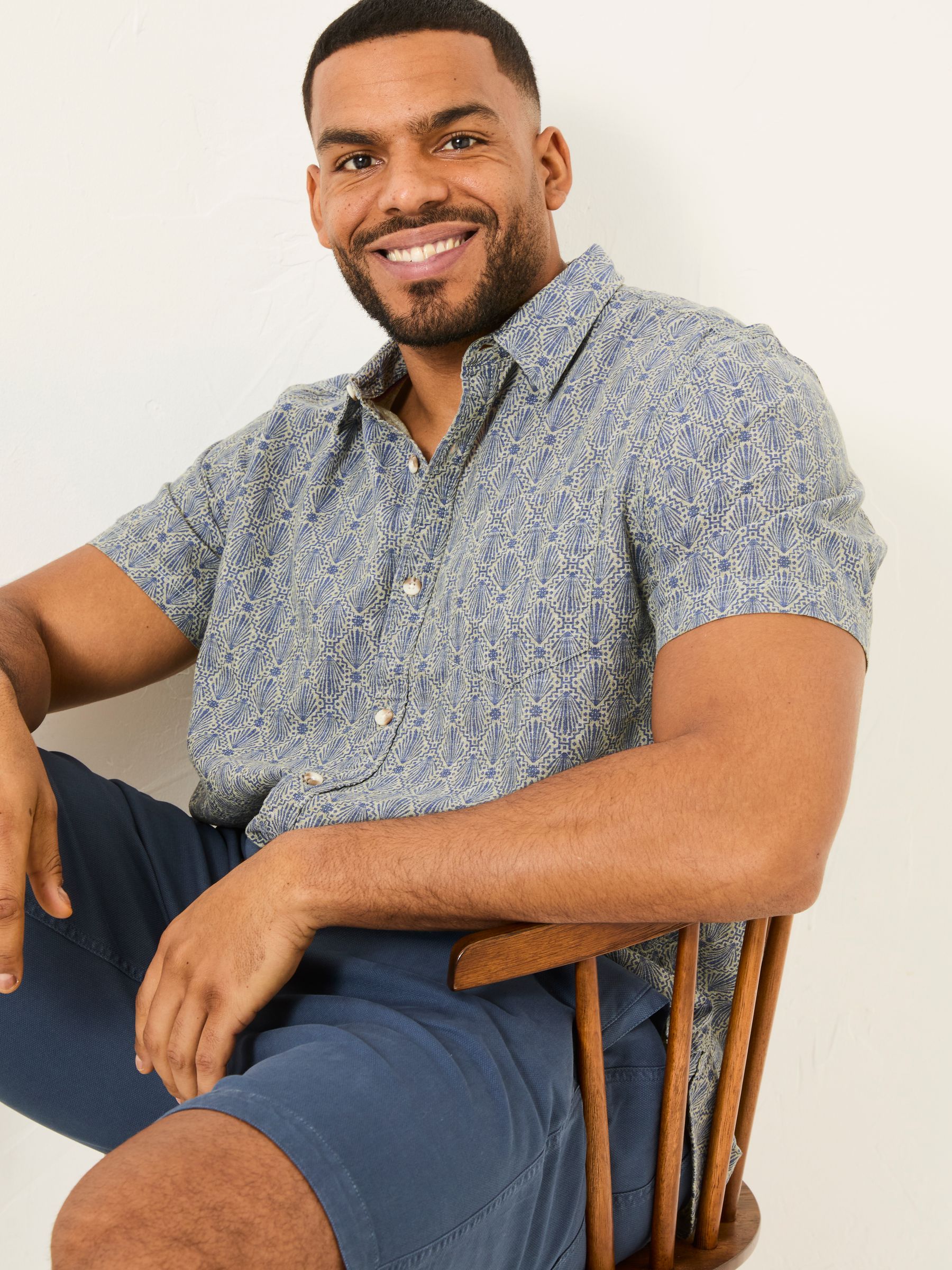 Blue Short Sleeve Deco Print Shirt - Image 8 of 9