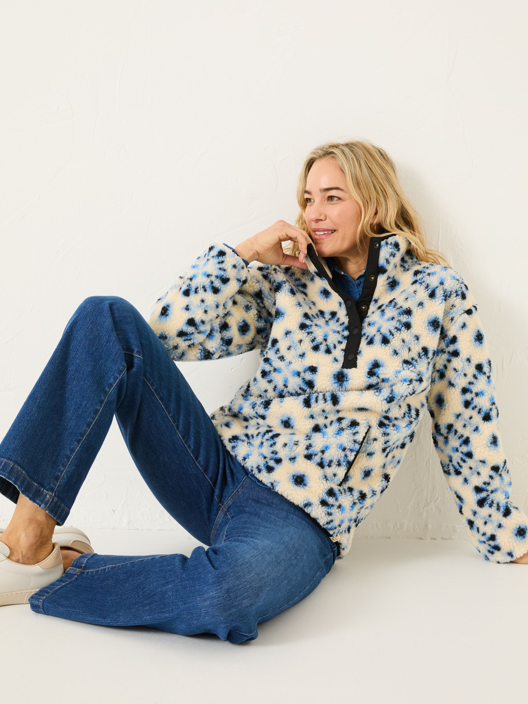 Ivory Batik Geo Overhead Fleece - Image 4 of 10