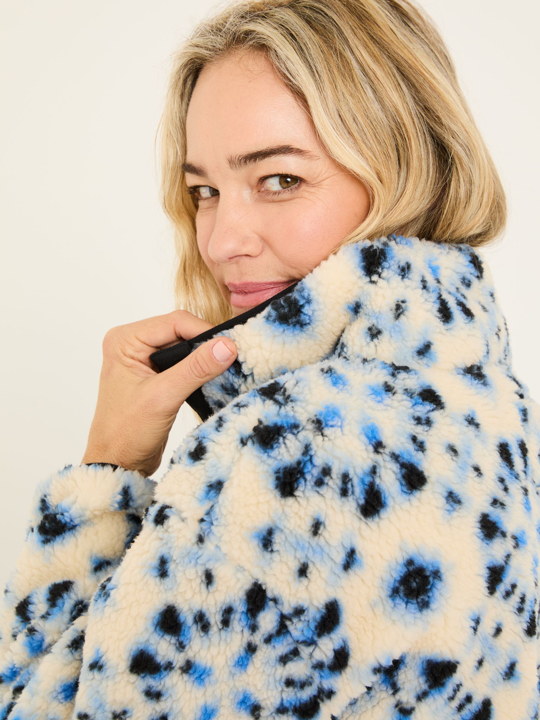 Ivory Batik Geo Overhead Fleece - Image 5 of 10