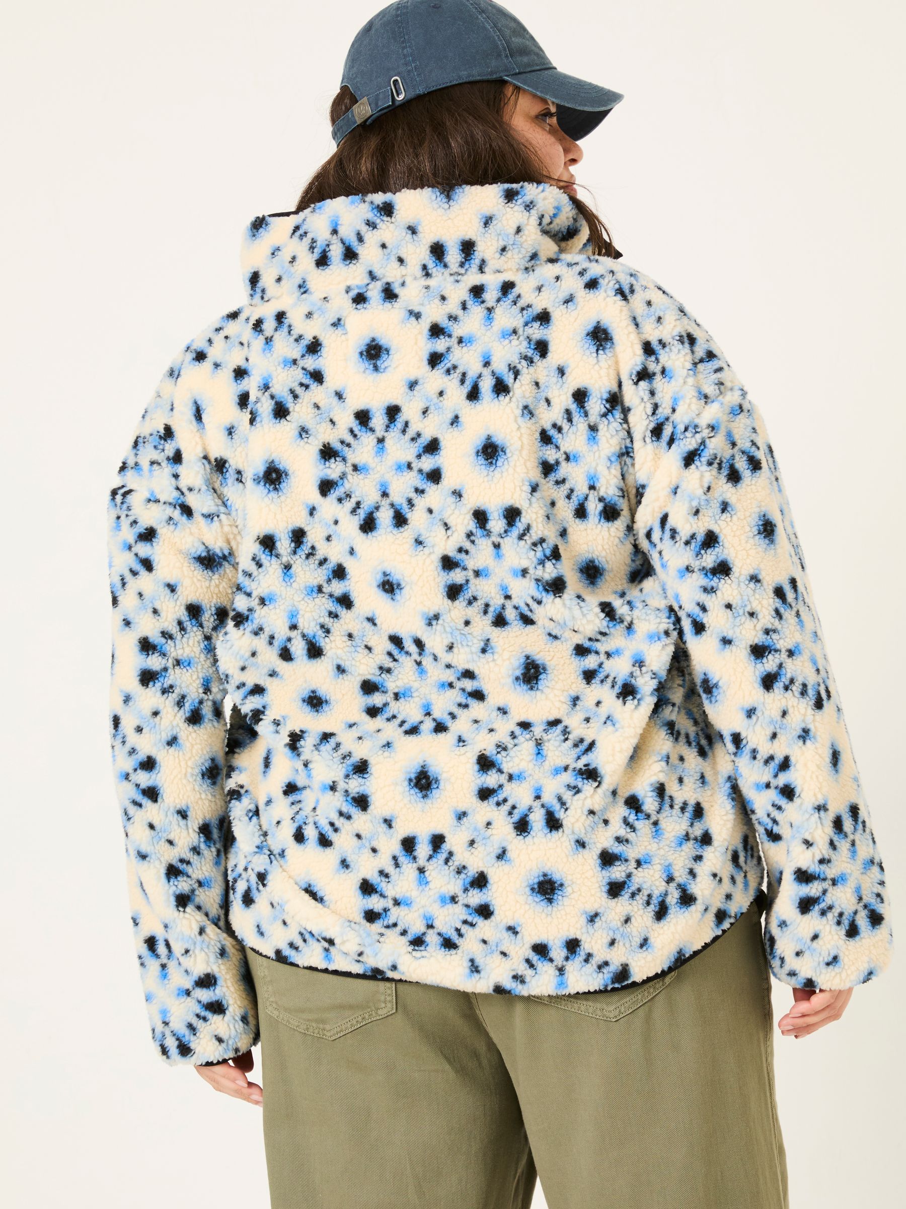 Ivory Batik Geo Overhead Fleece - Image 7 of 10