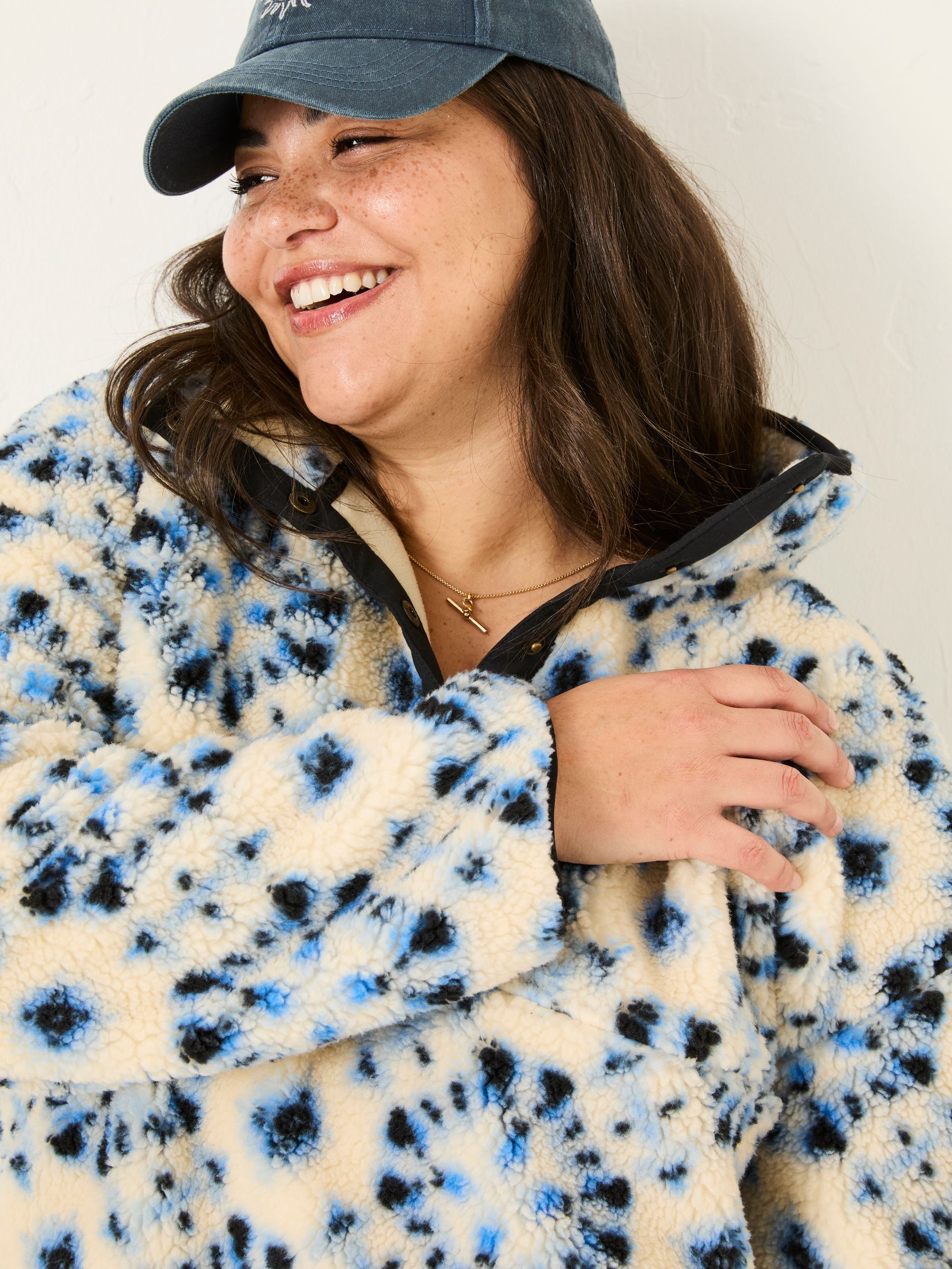 Ivory Batik Geo Overhead Fleece - Image 9 of 10