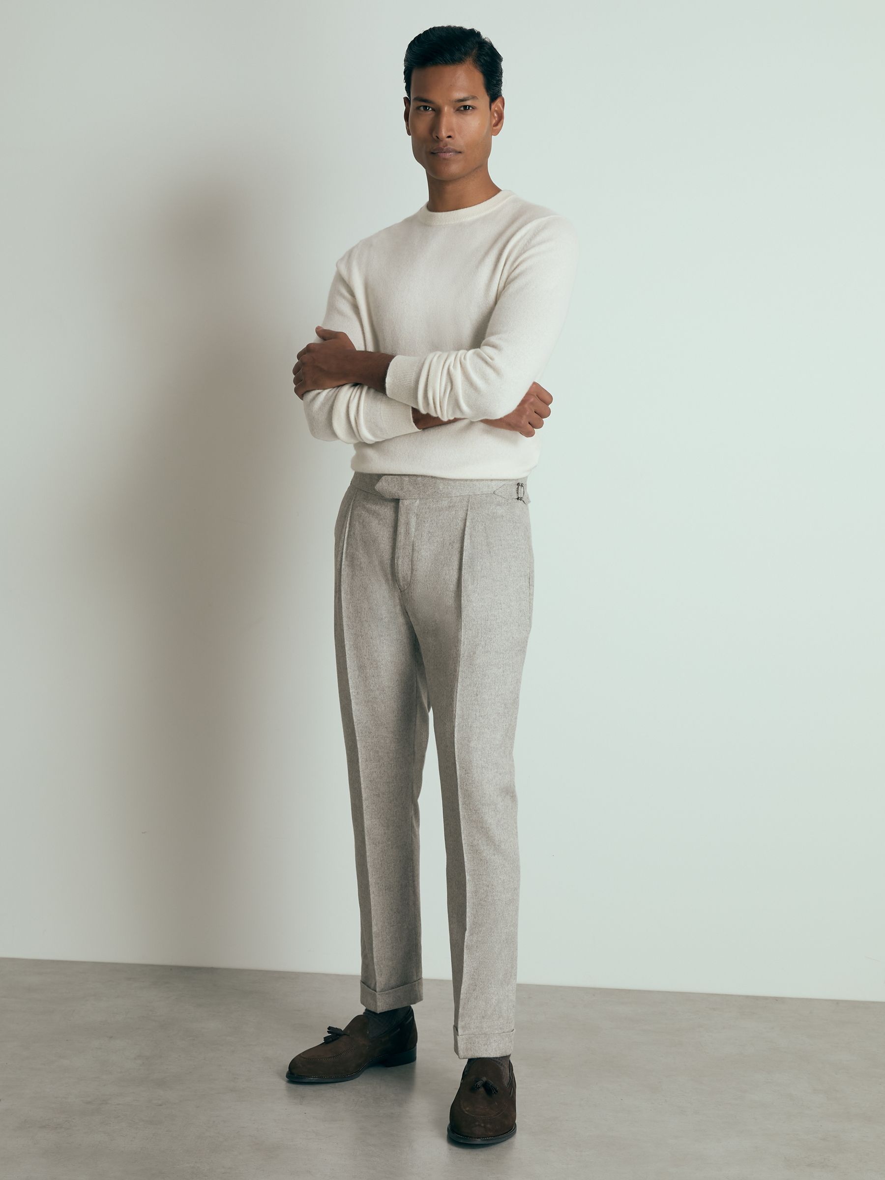Atelier Cashmere Crew-Neck Jumper in White - Image 4 of 6