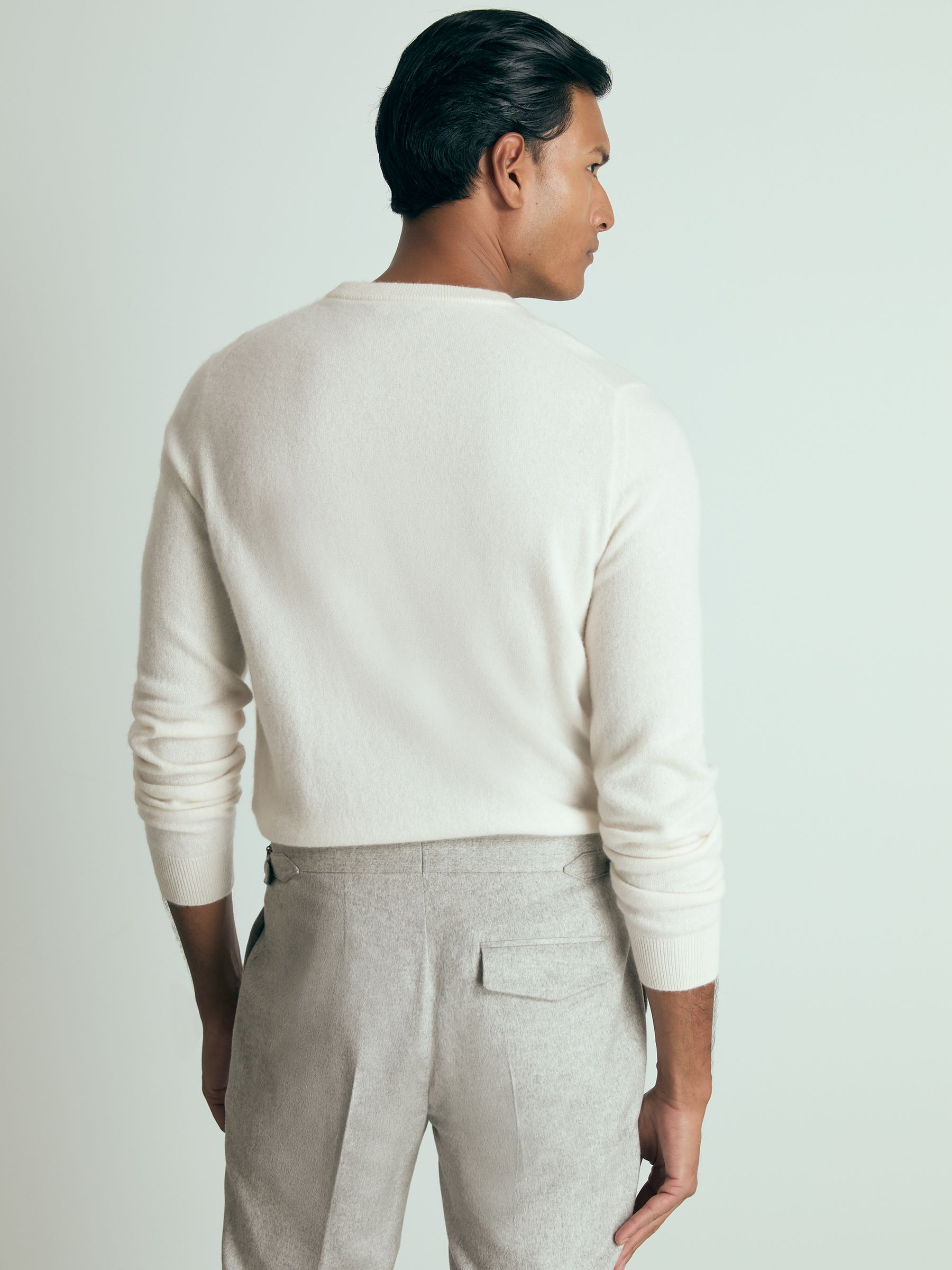 Atelier Cashmere Crew-Neck Jumper in White - Image 5 of 6