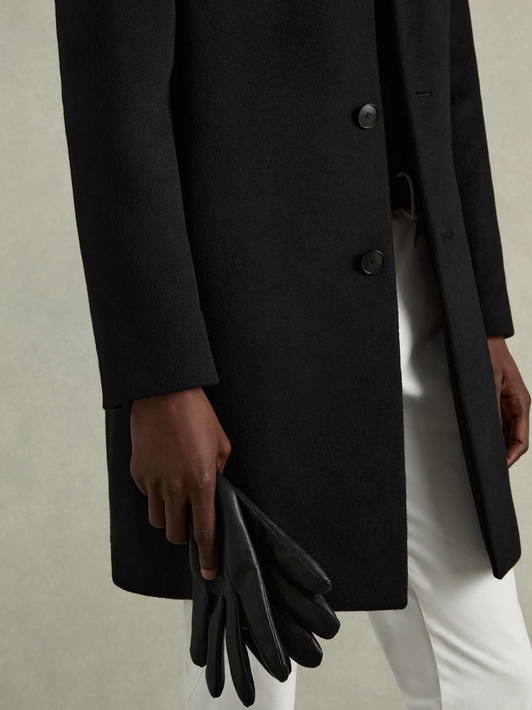 Wool and Cashmere Lined Leather Gloves in Black - Image 4 of 4