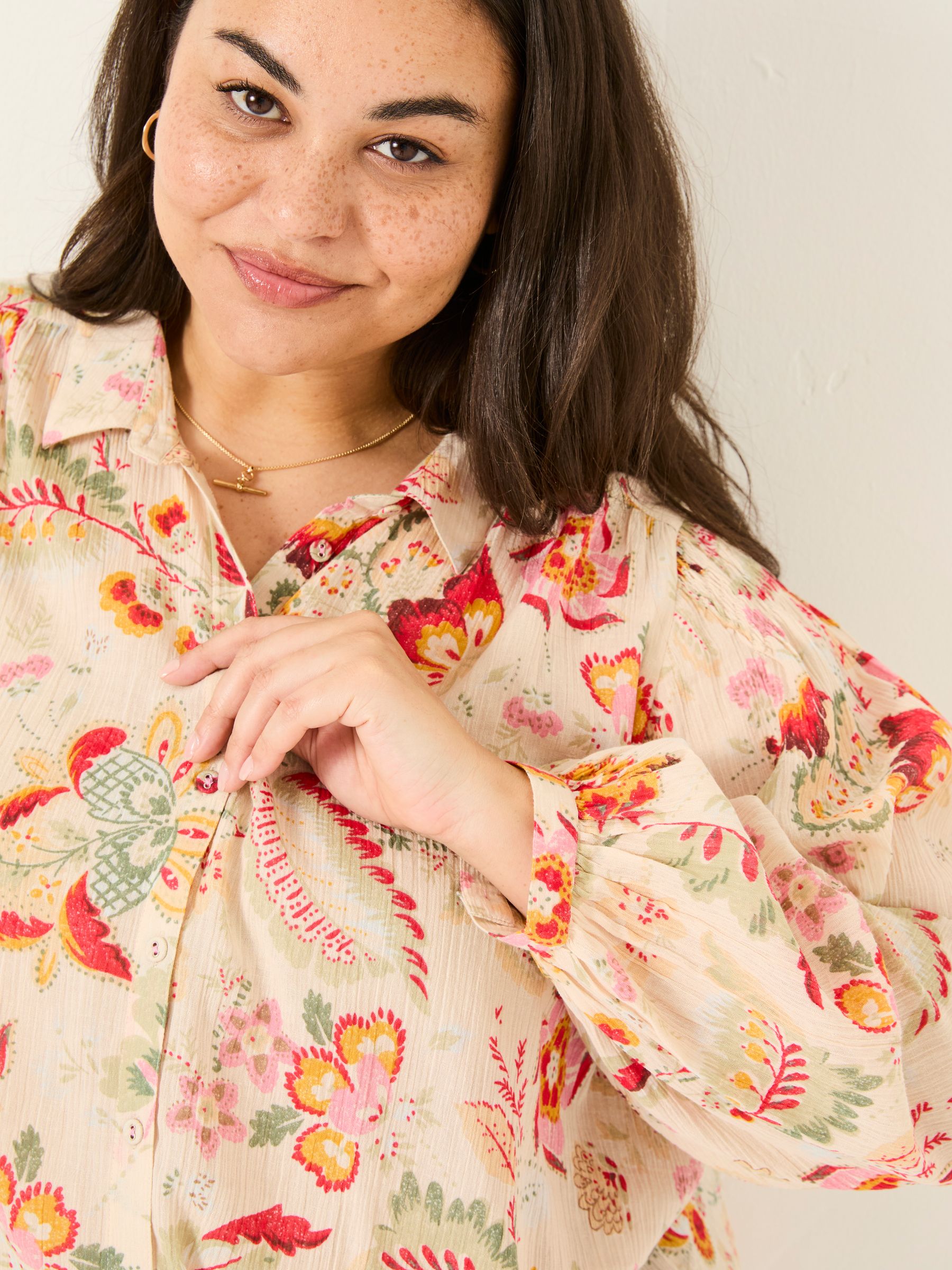 Ebby Cream Historical Floral 100% Cotton Blouse - Image 8 of 10