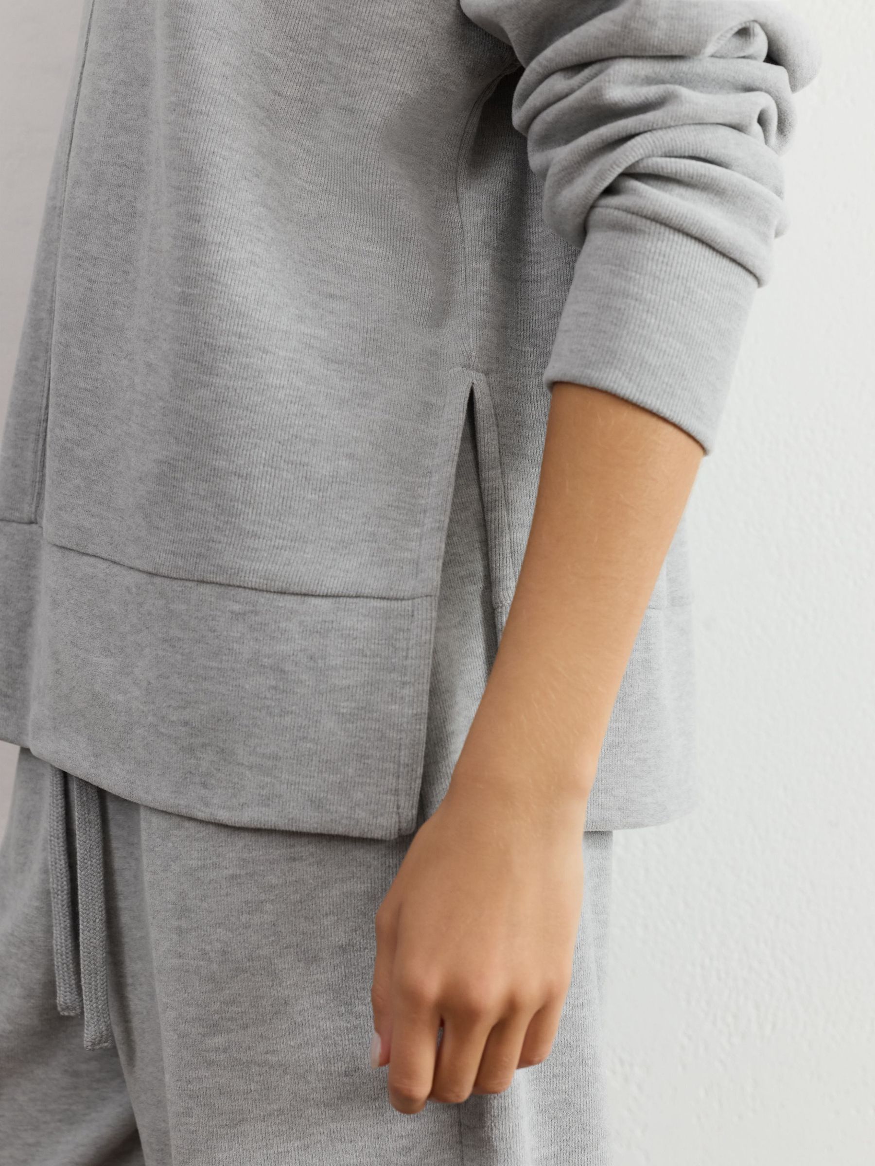 Reiss Hattie Cotton-Blend Roll-Neck Lounge Top - صورة 3 من 7