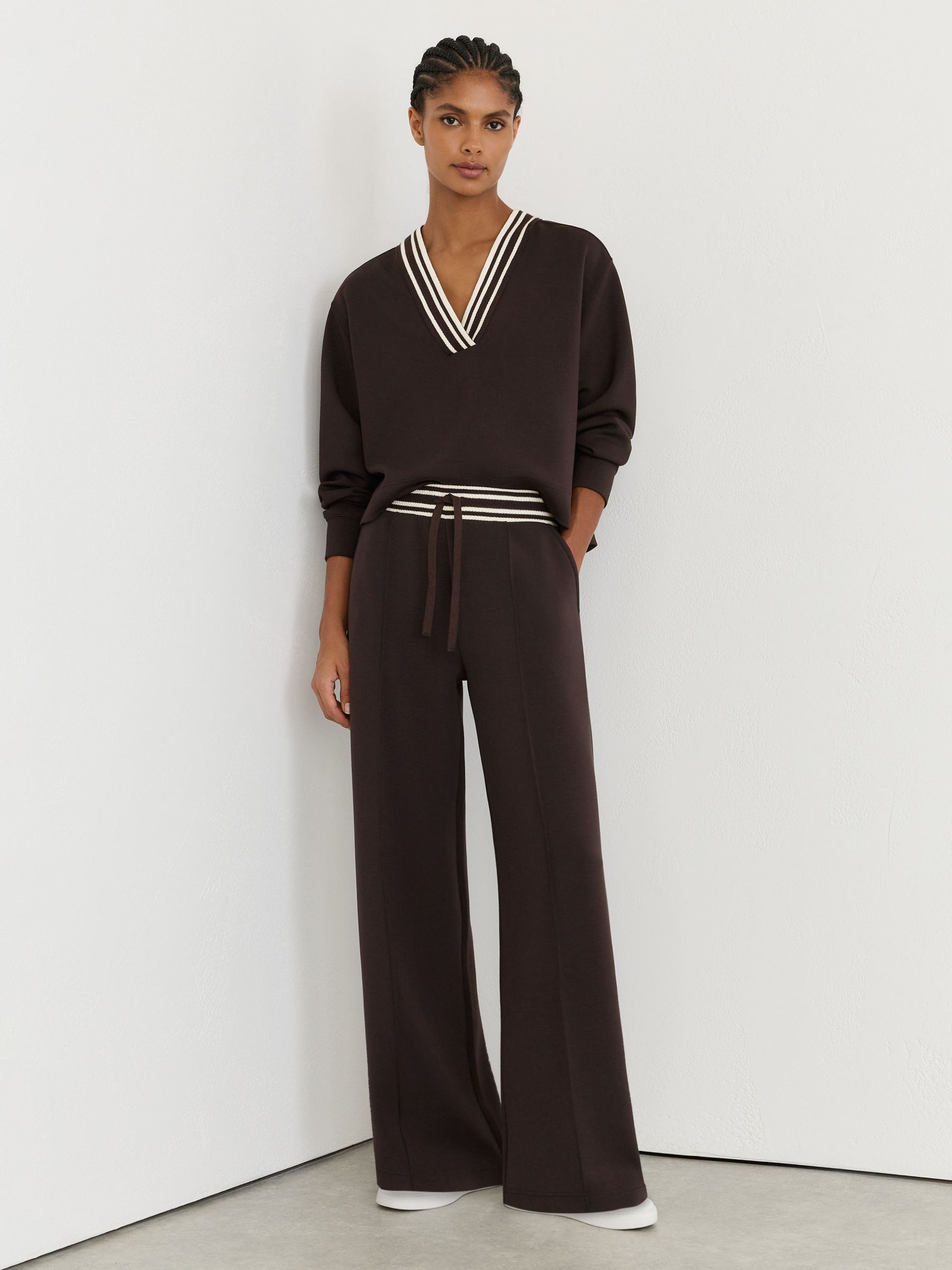 Petite Premium Interlock Stripe-Waist Joggingbukser i Chokoladebrun - Billede 1 af 7