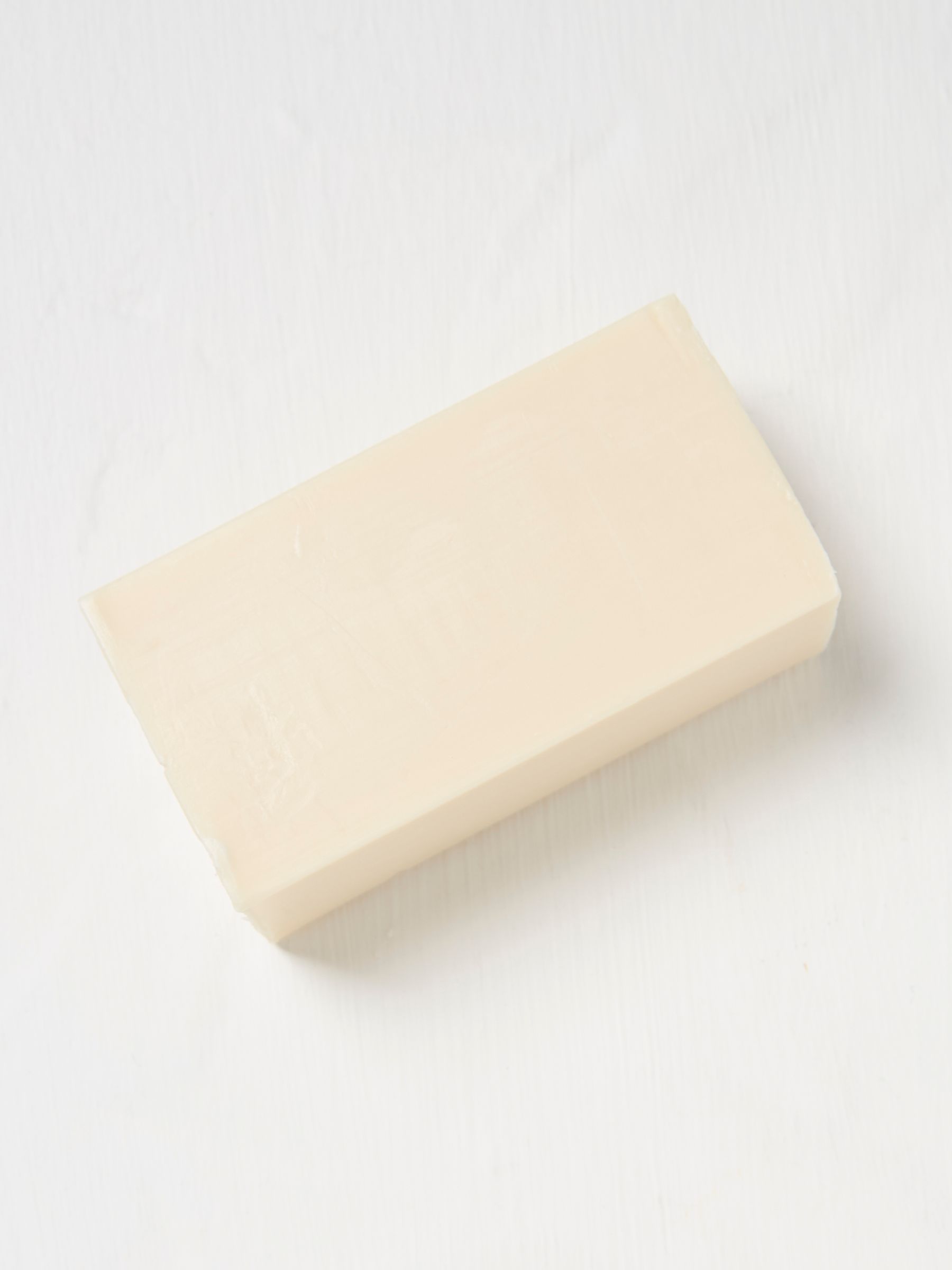 Charcoal Grey Alpine Adventures Soap - Image 2 of 2