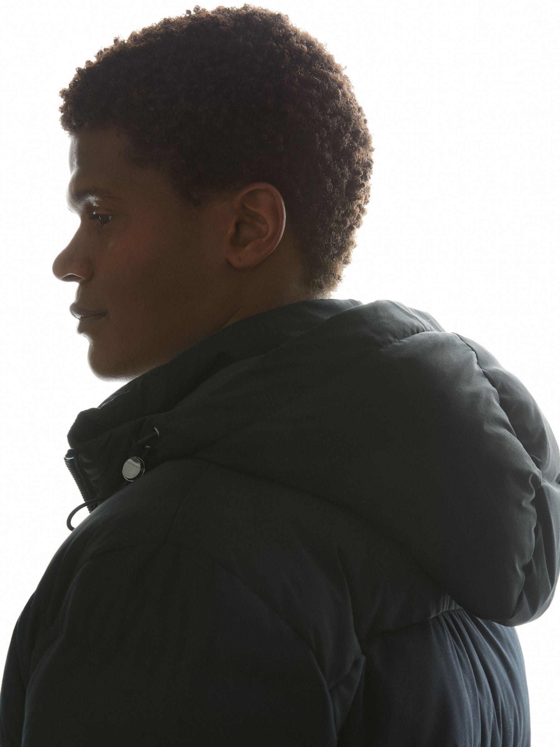 Patch-Pocket Quilted Puffer Jacket in Navy - Image 4 of 7