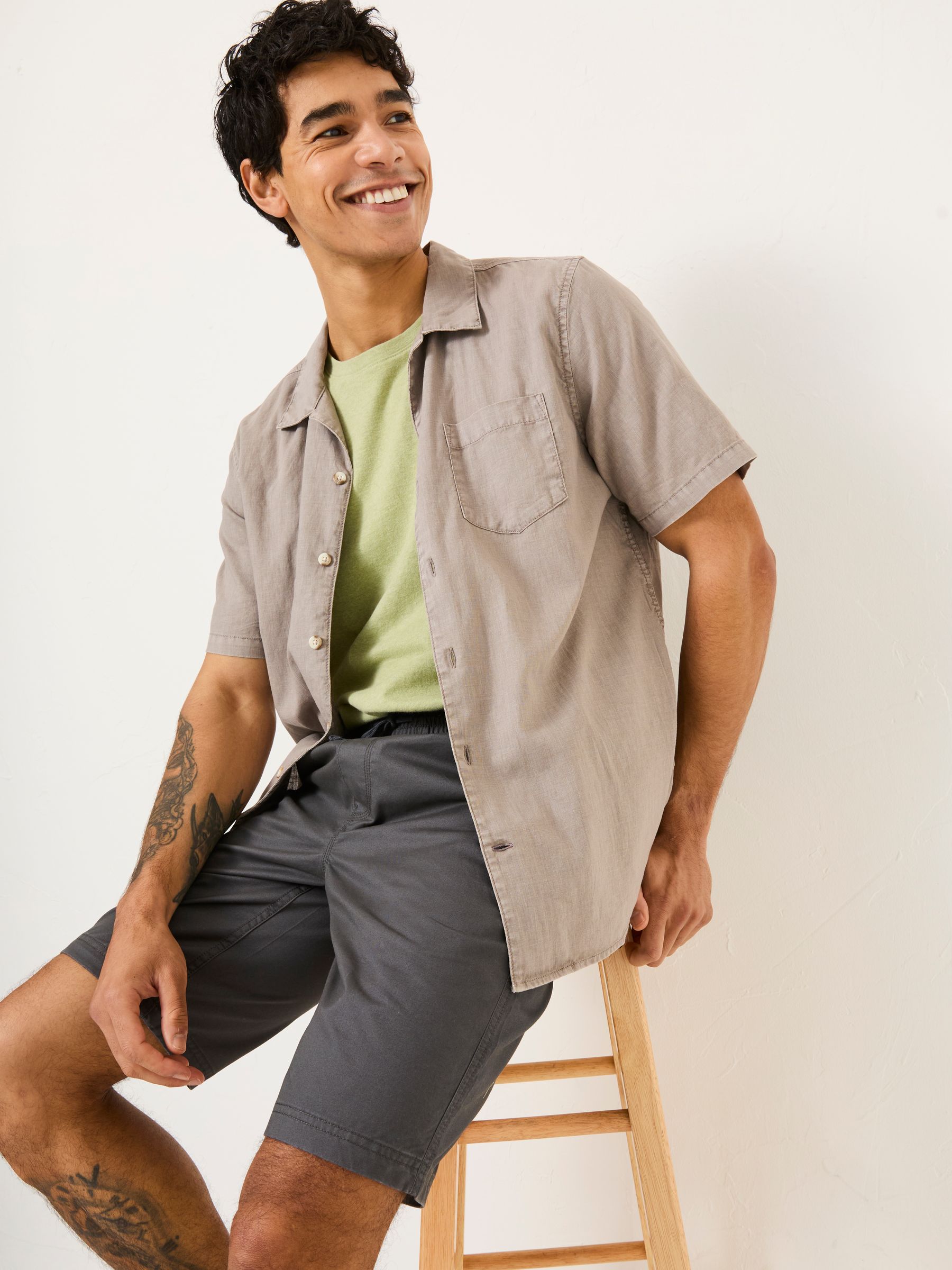 Seaton Dark Grey Pull On Shorts - Image 4 of 6