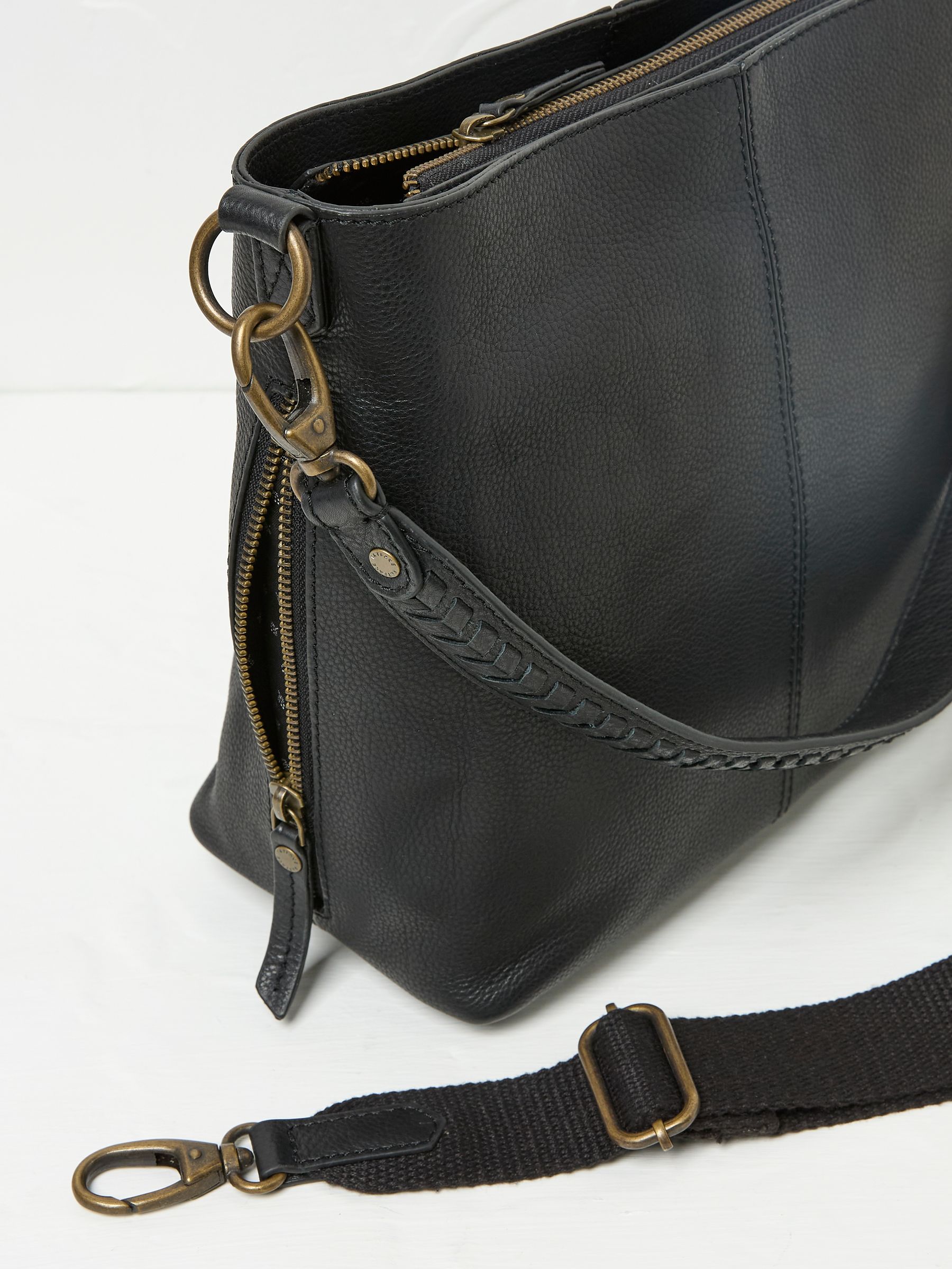 Valetta Black Bag - Image 2 of 4