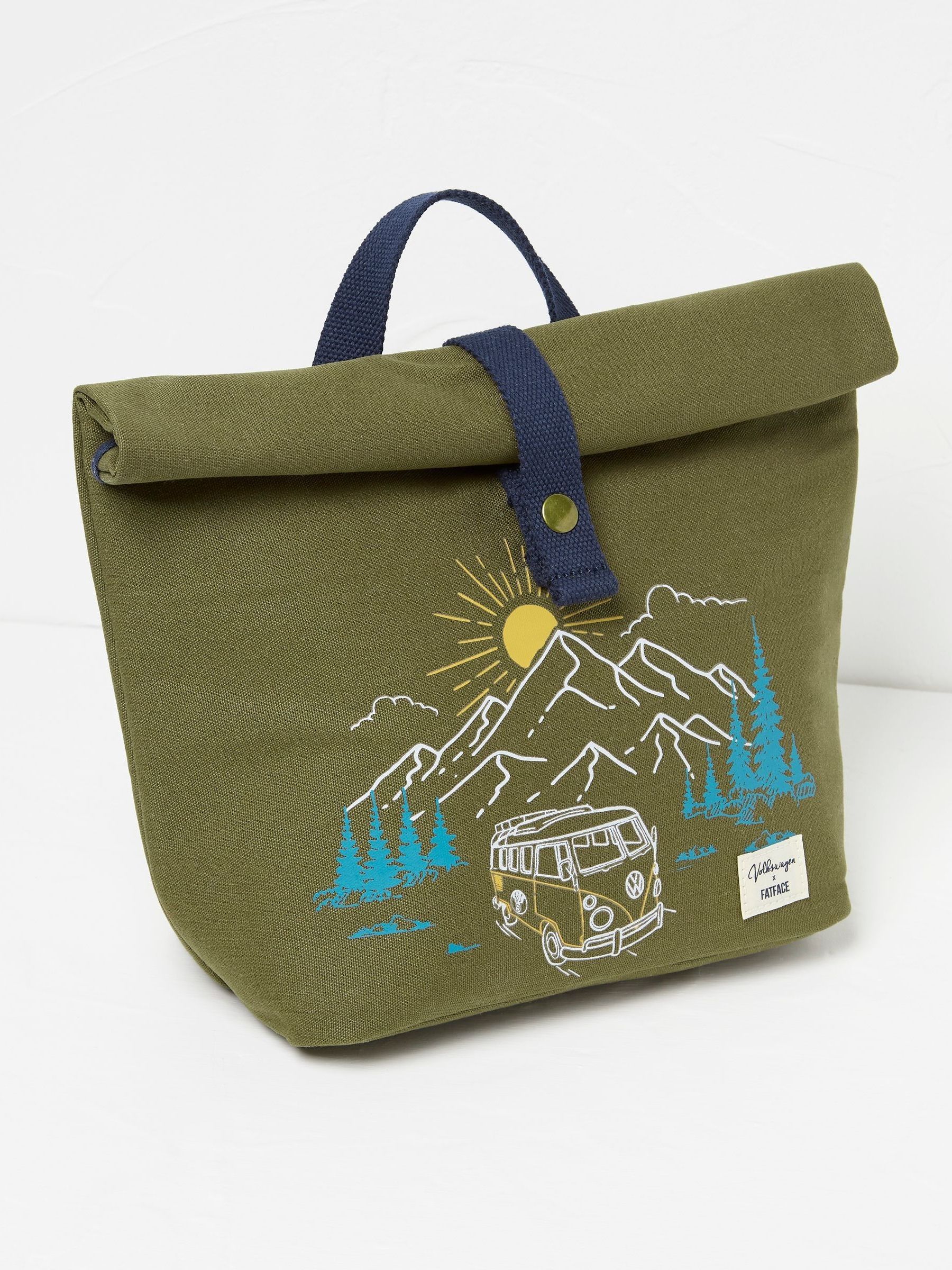 Green VW Camper Lunch Cool Bag - Image 1 of 2