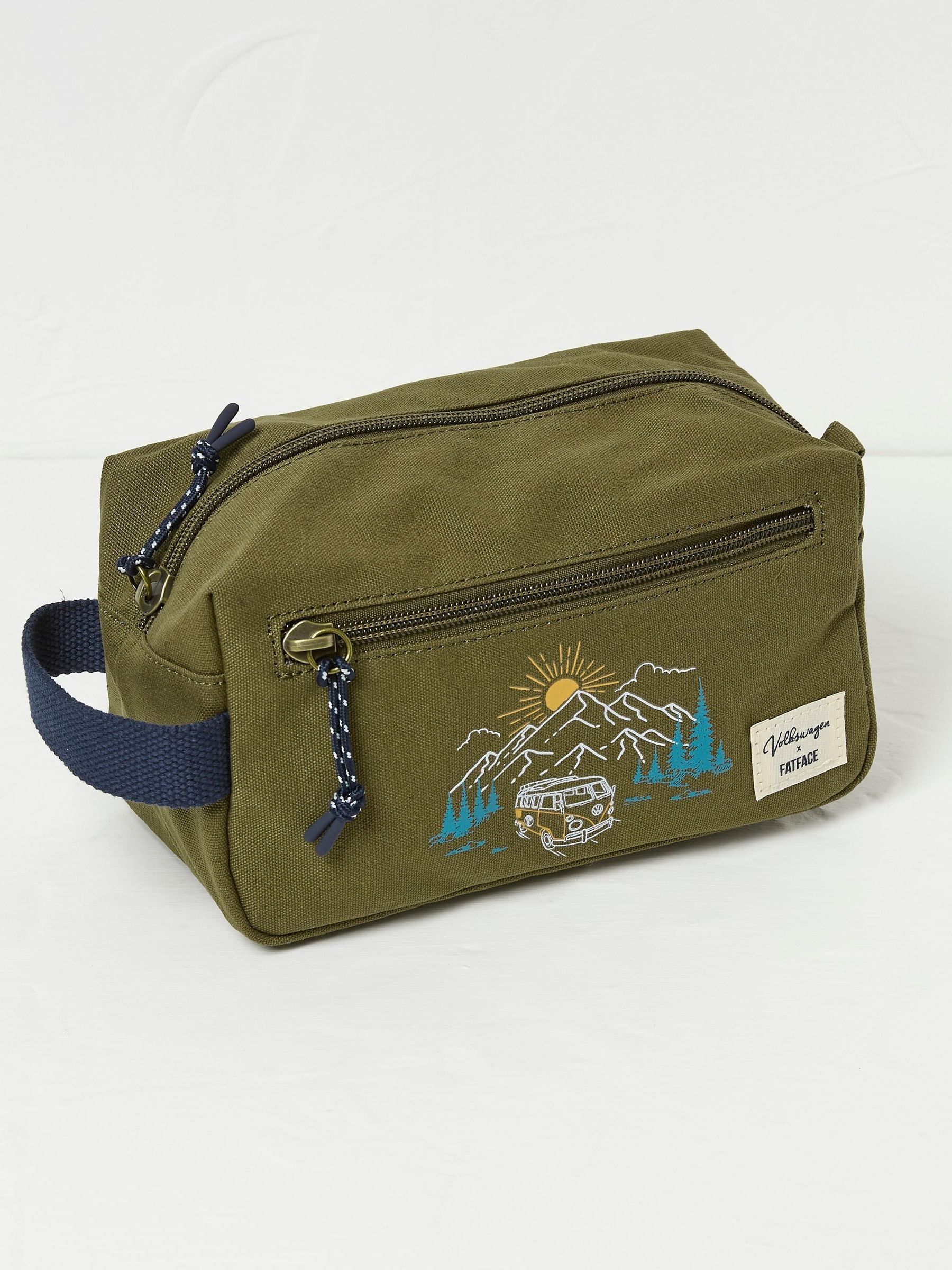 VW Green Camper Wash Bag - Image 1 of 2