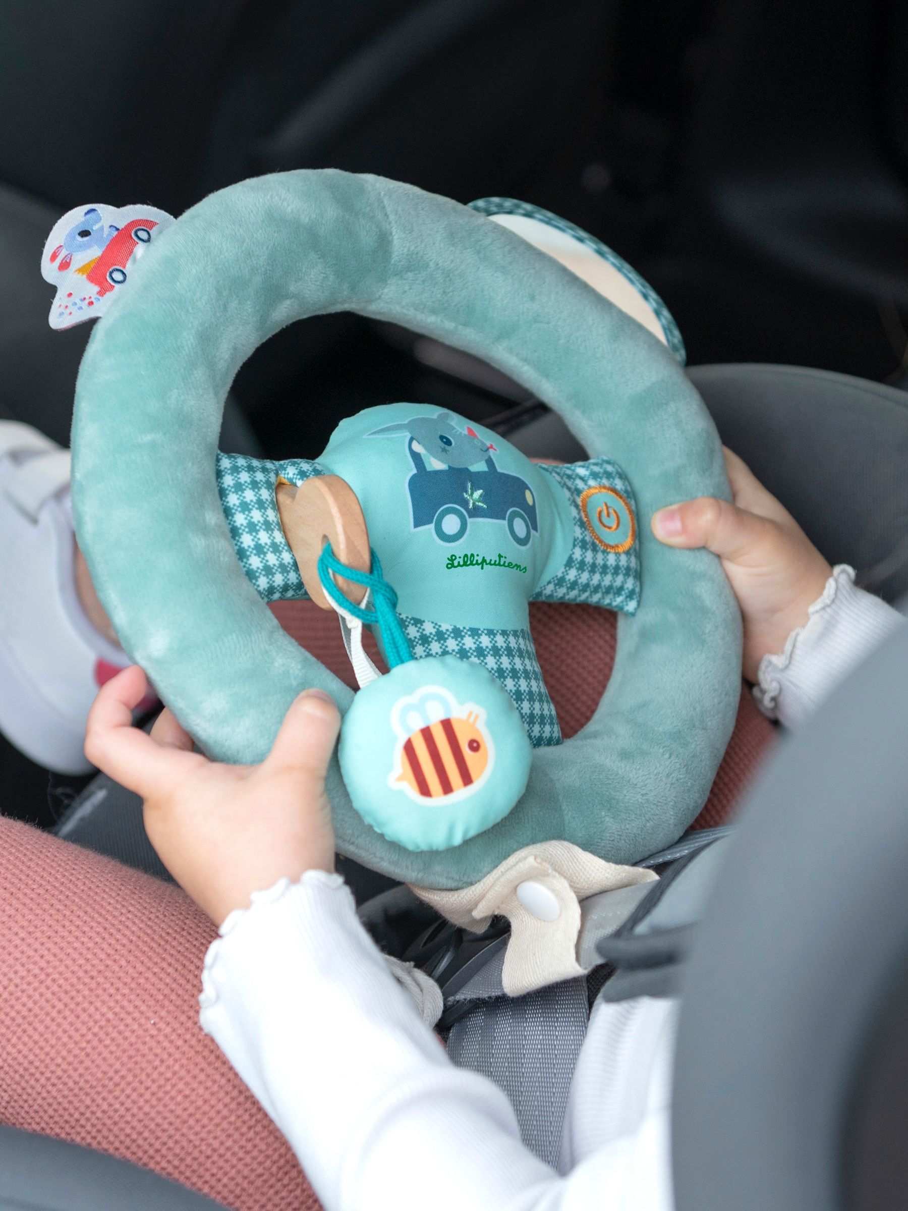 Lilliputiens Joe at the Wheel - Image 5 of 5
