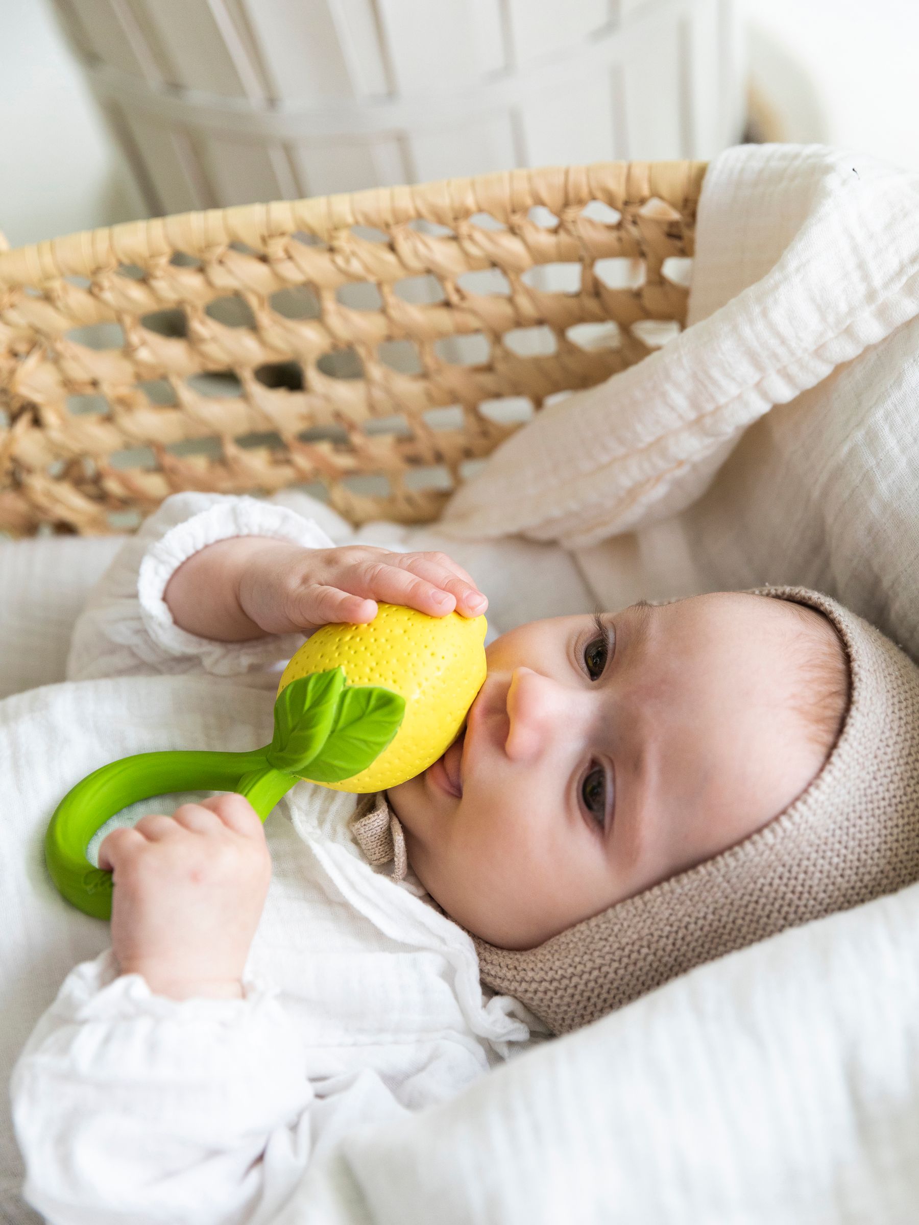 Oli and Carol Lemon Rattle and Teether - Image 3 of 6