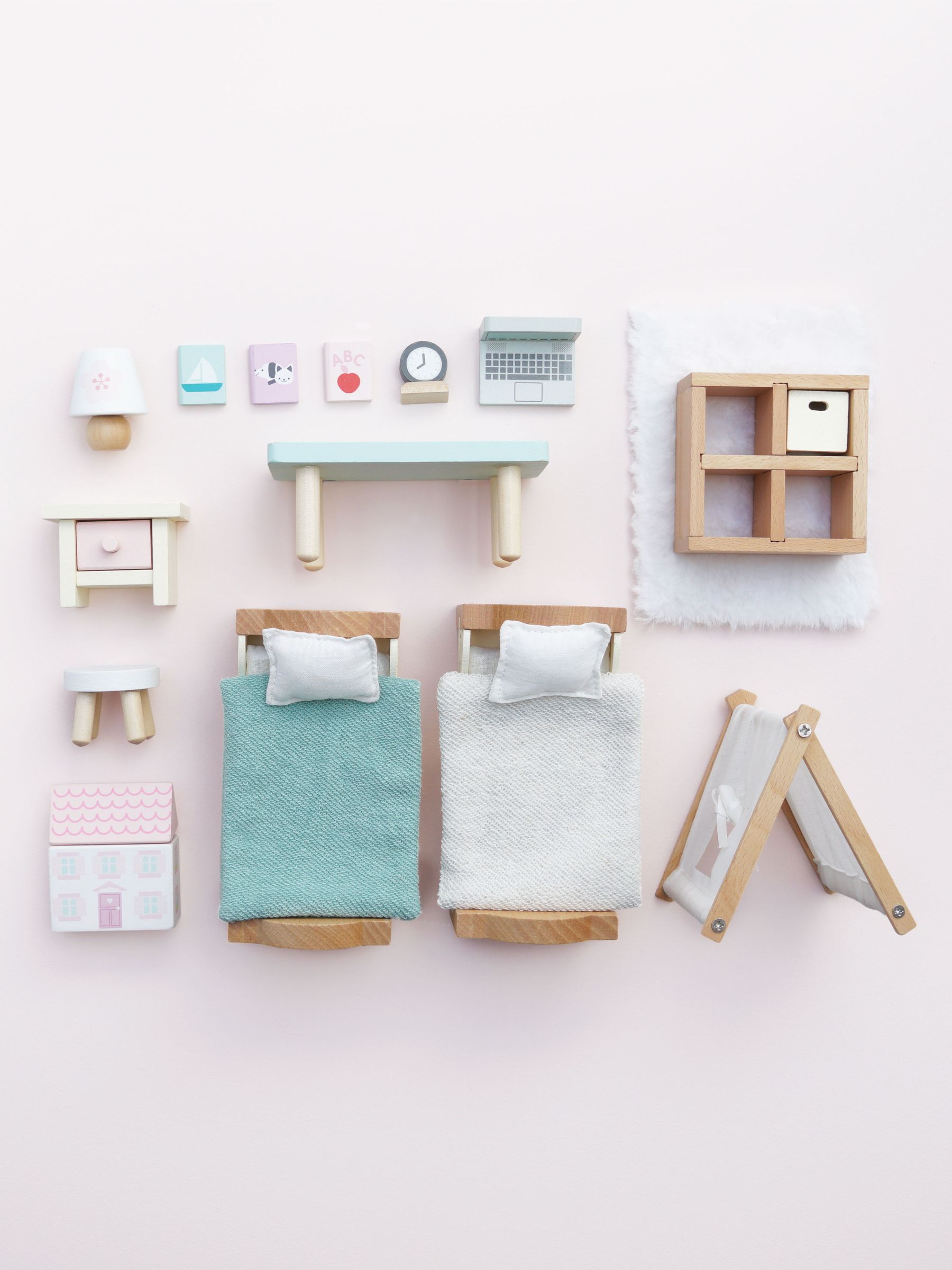 No Colour Wooden Dolls Hous Childs Bedroom - Image 2 of 6