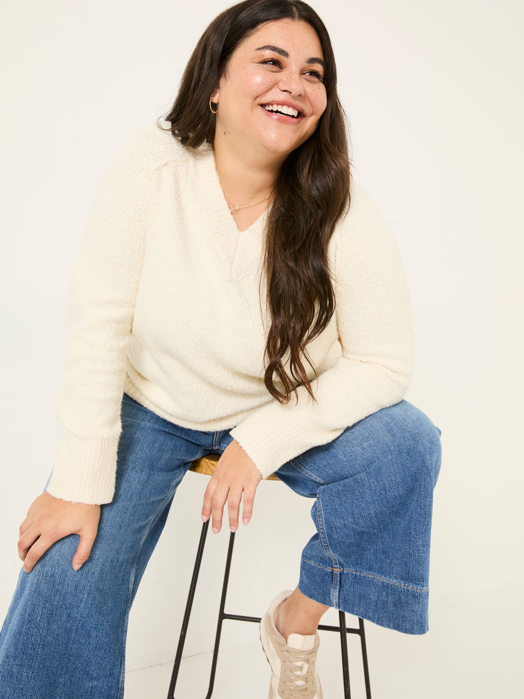 Ivory Bonnie Boucle V-Neck Jumper - Image 7 of 11