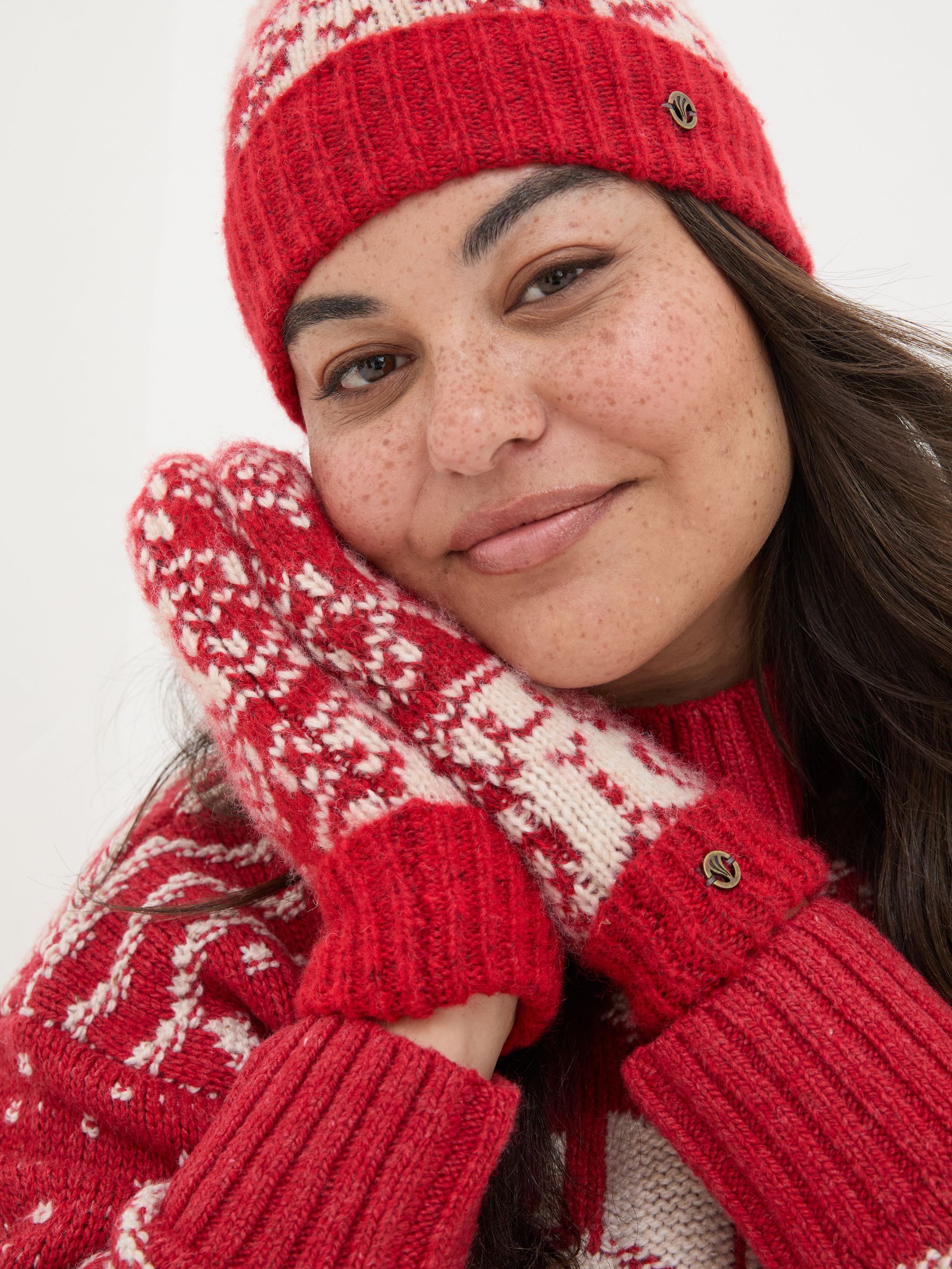 Red Gingerbread Mittens - Image 3 of 4
