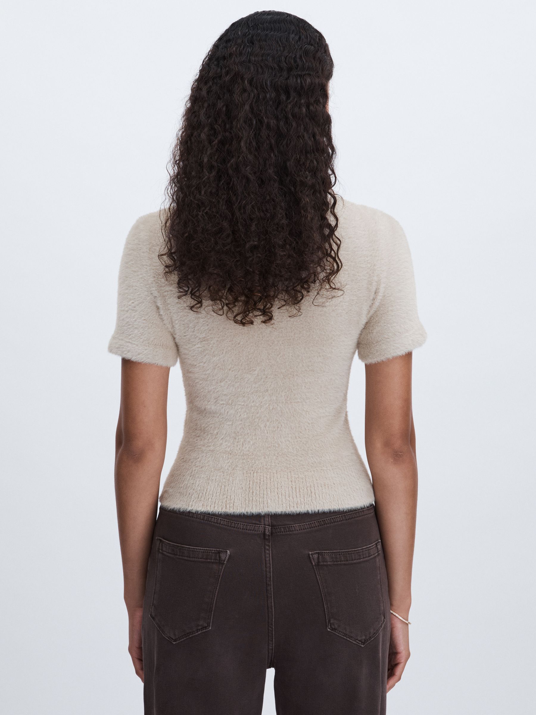 Good American Furry Cropped T-Shirt in Beige - Image 5 of 7