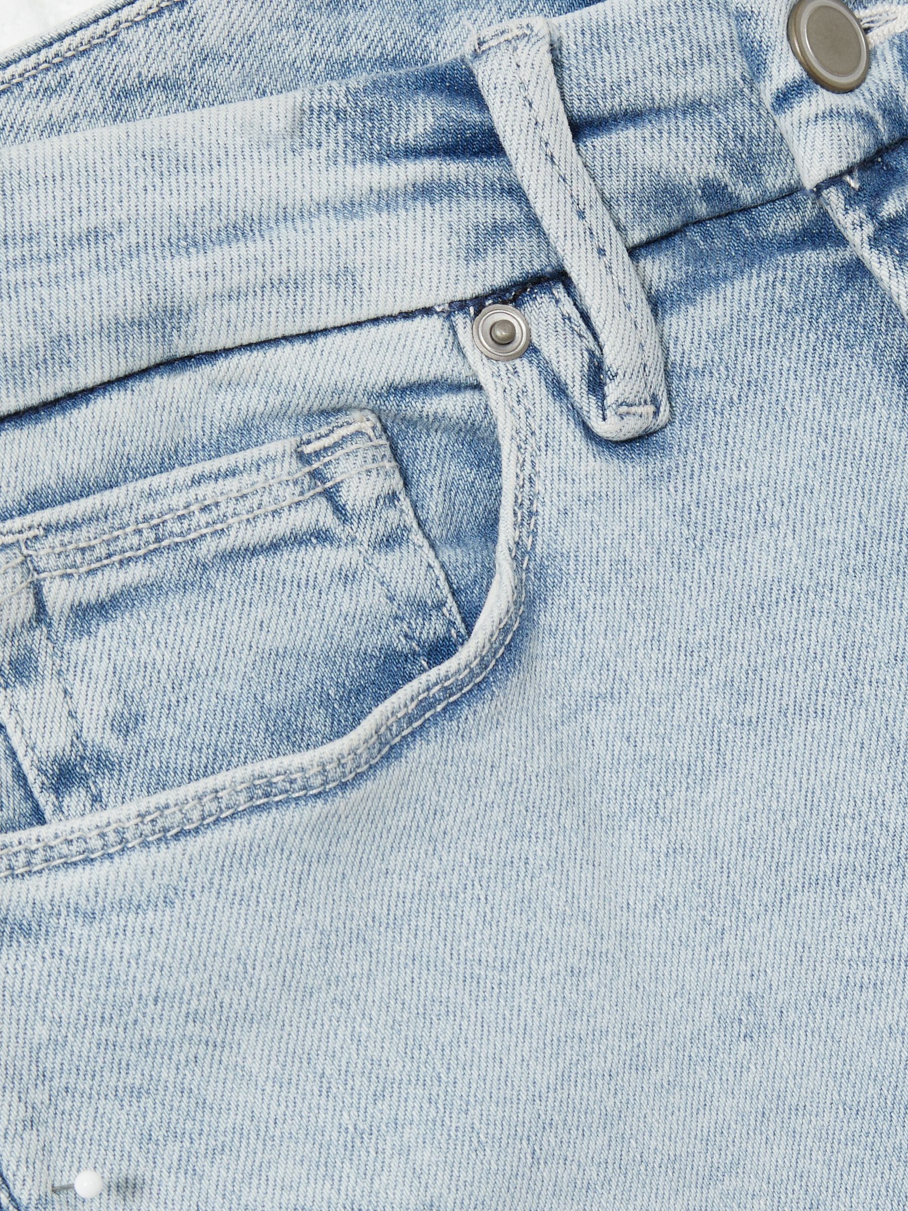Good American Split-Hem Skinny Jeans in Light Blue - Image 6 of 6