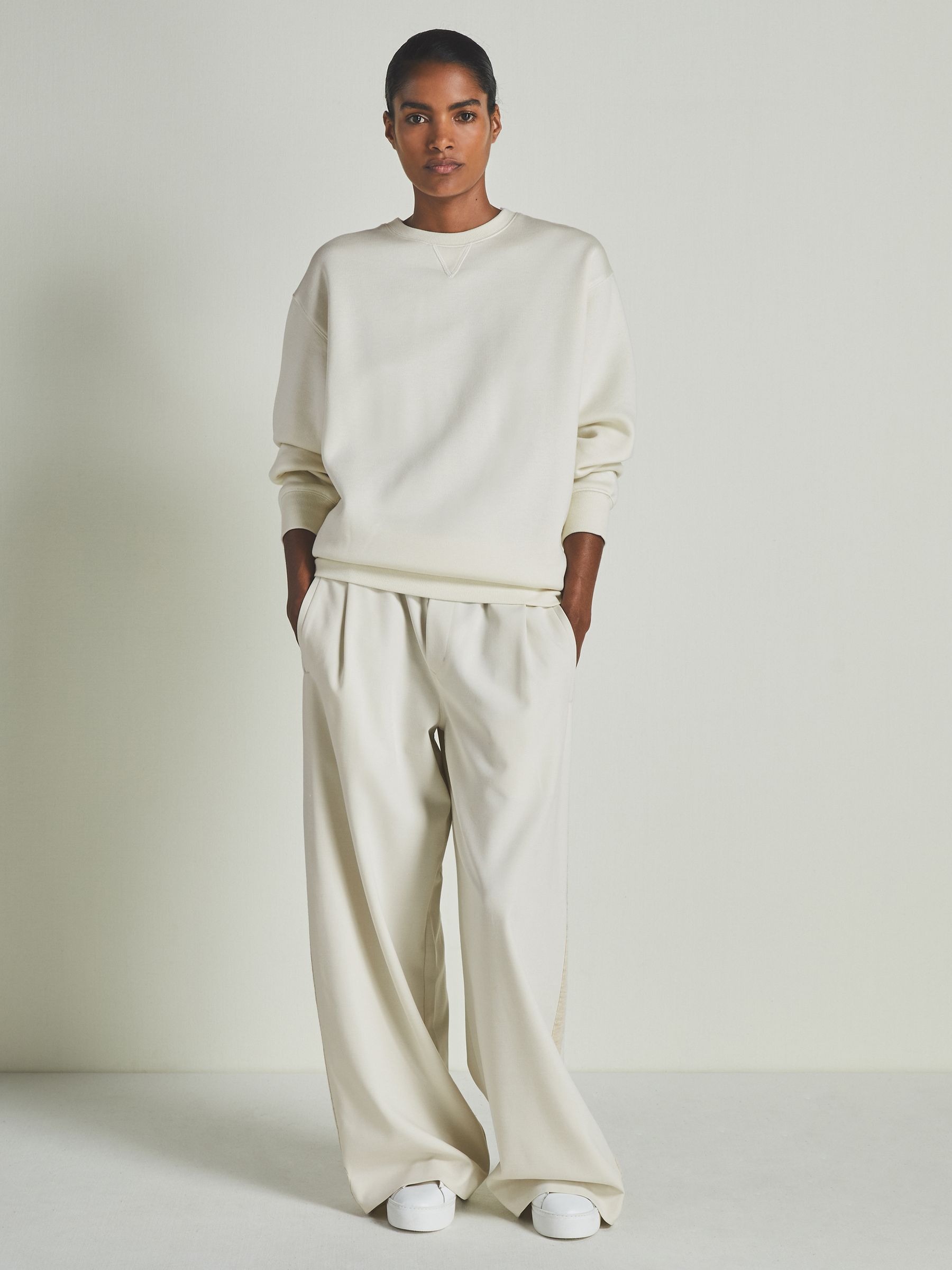 Reiss | Les 100 Ciels Oversized Sweatshirt in Cream - Image 3 of 7