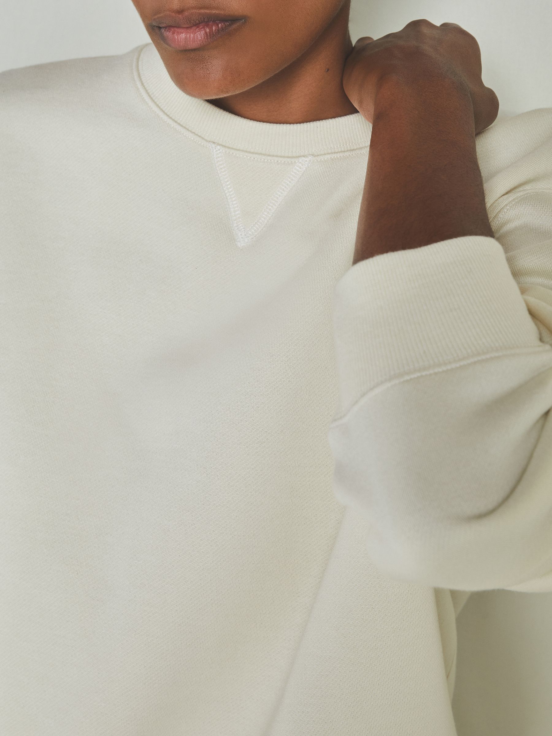Reiss | Les 100 Ciels Oversized Sweatshirt in Cream - Image 4 of 7