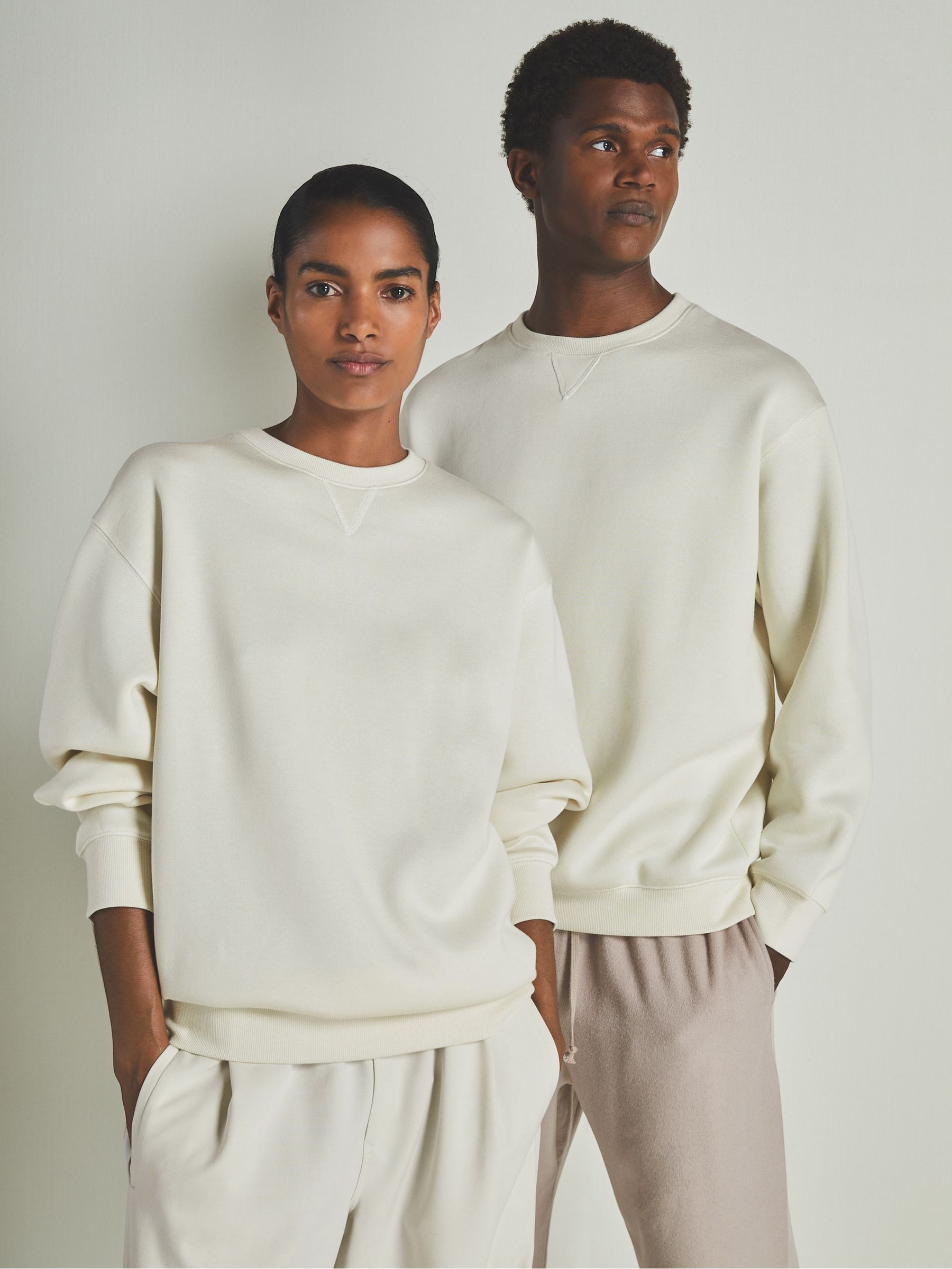 Reiss | Les 100 Ciels Oversized Sweatshirt in Cream - Image 7 of 7