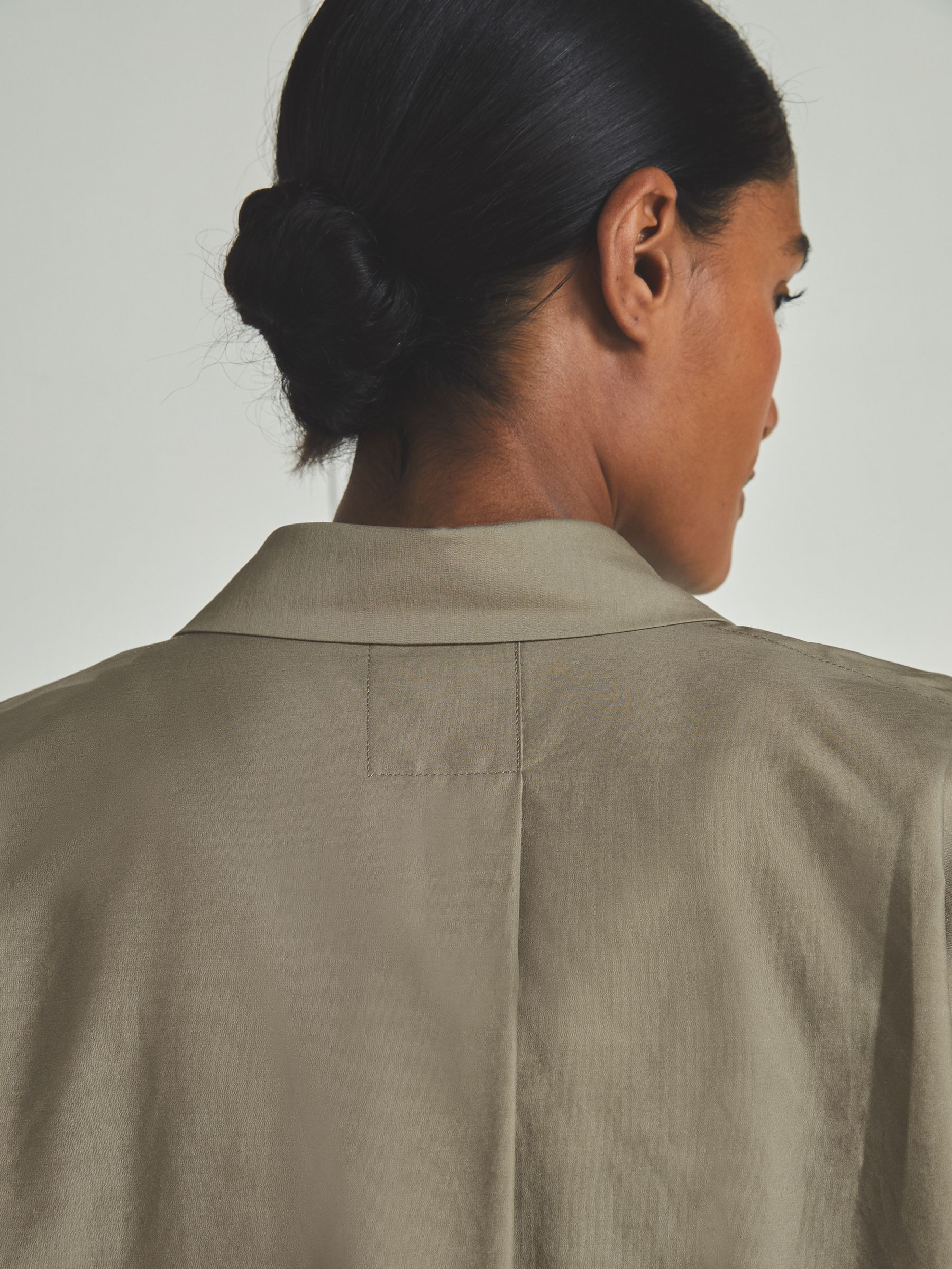 Reiss | Les 100 Ciels Cotton-Blend Poplin Shirt in Khaki - Image 4 of 6