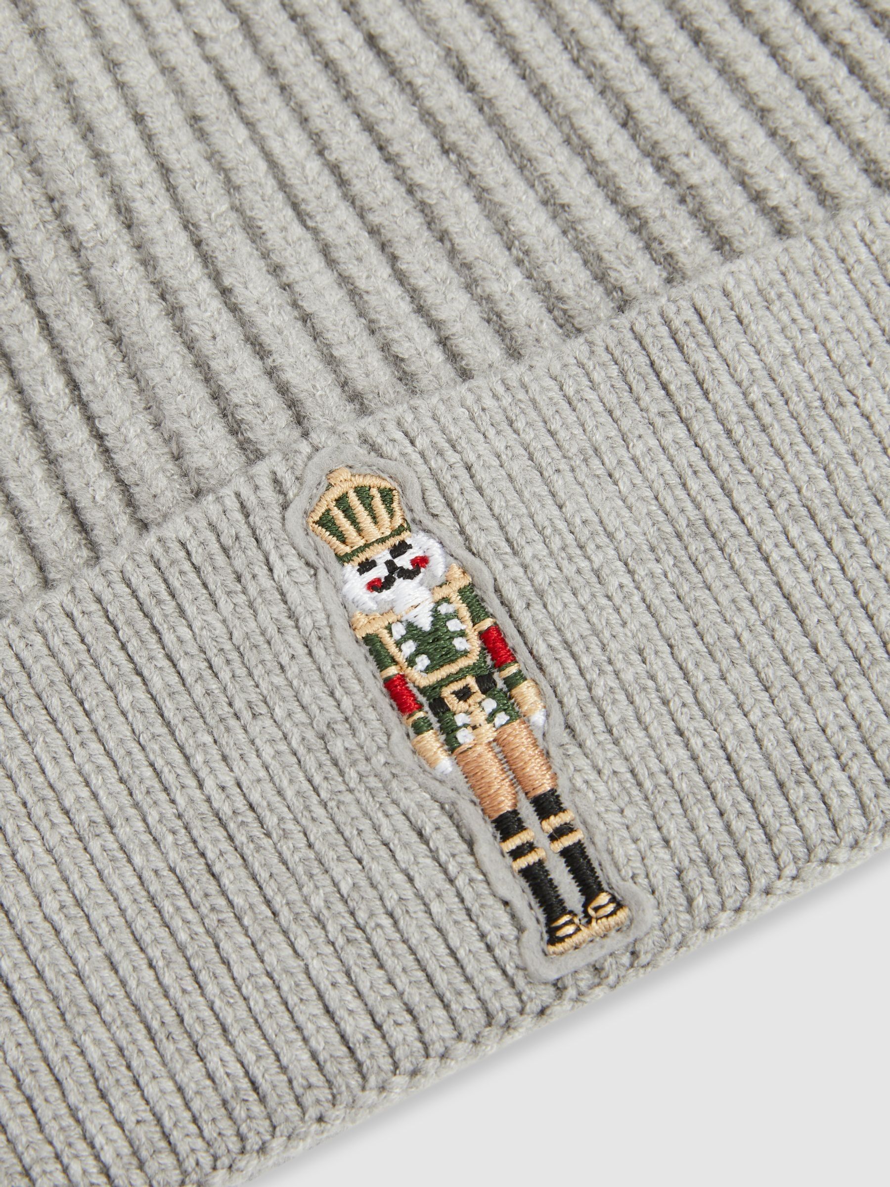 Nutcracker-Embroidered Hat and Scarf Set in Soft Grey Melange - Image 4 of 4