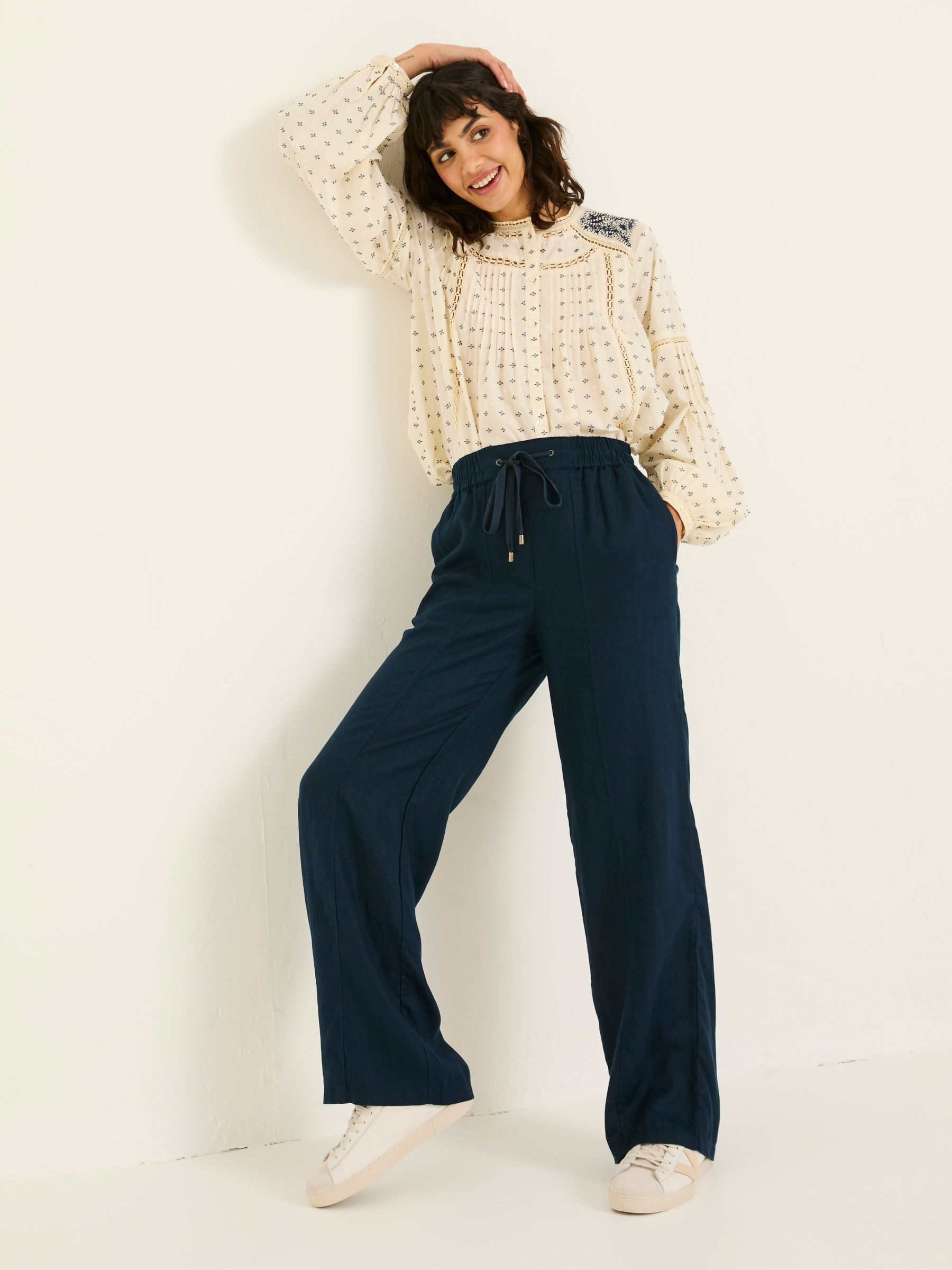 Iva Navy Wide Leg Linen Trousers - Image 4 of 6