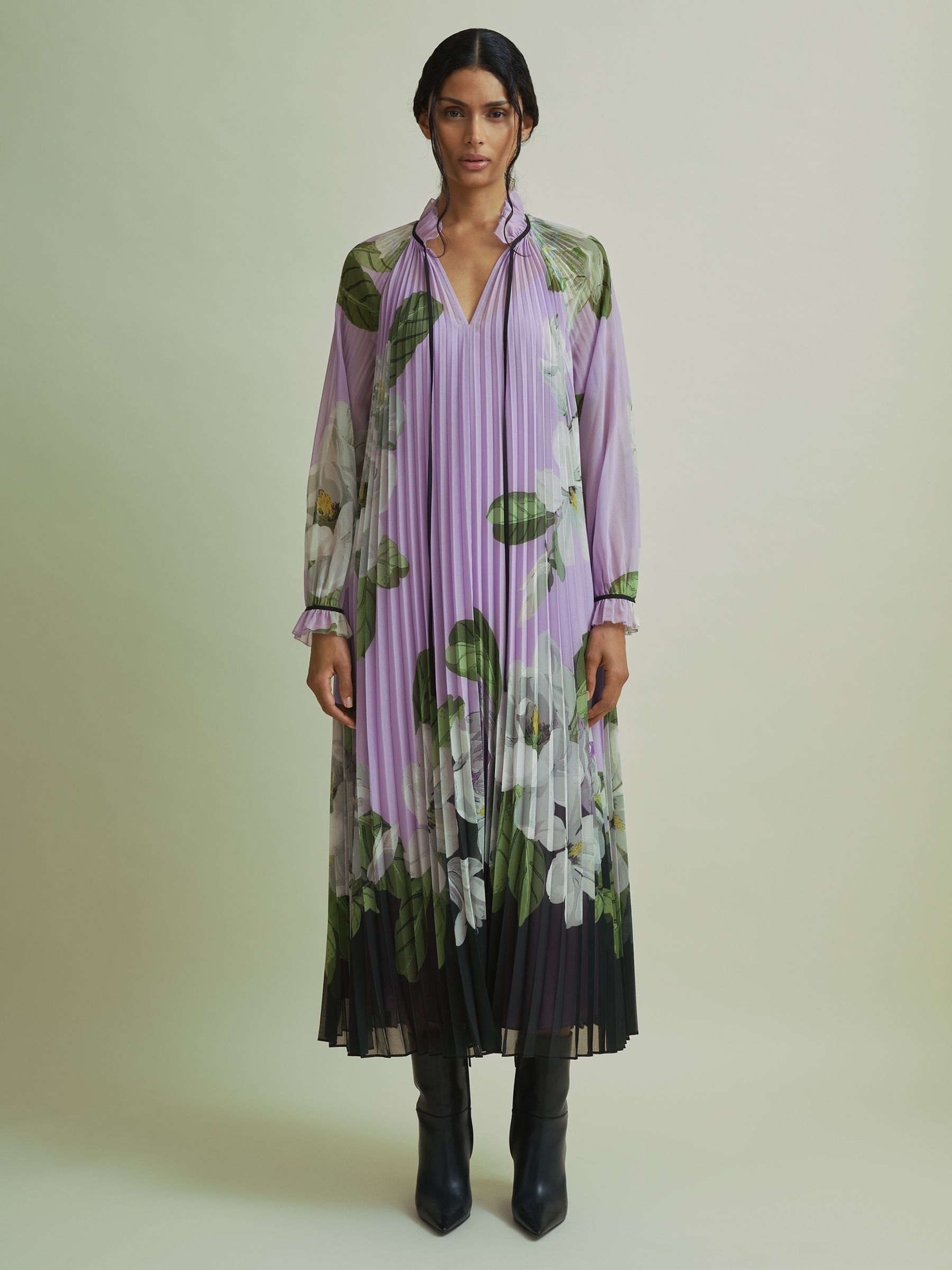 Florere Pleated Tie Neck Maxi Dress in Lilac - Image 4 of 7
