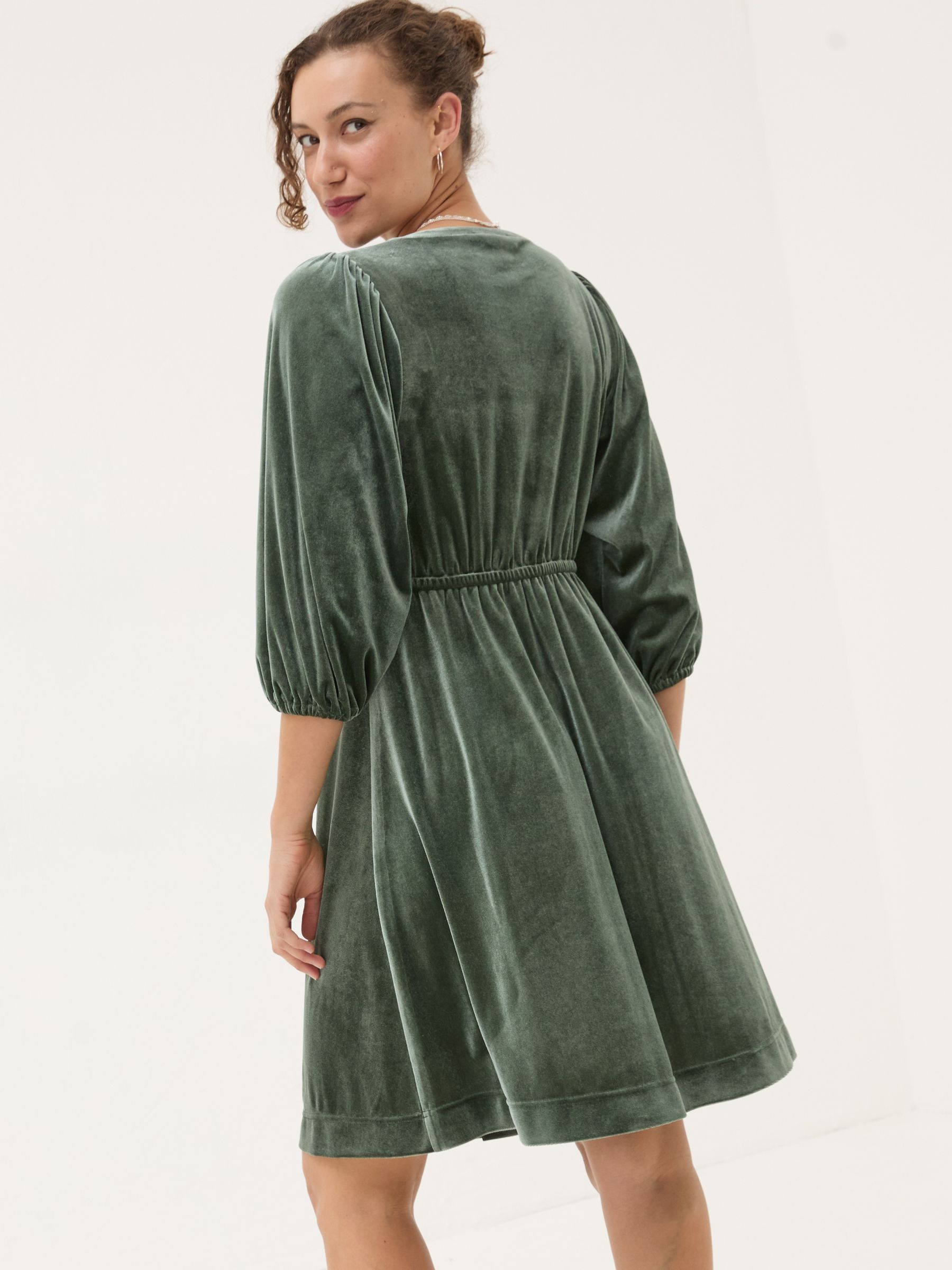 Green Gracie Velvet Dress - Image 3 of 6